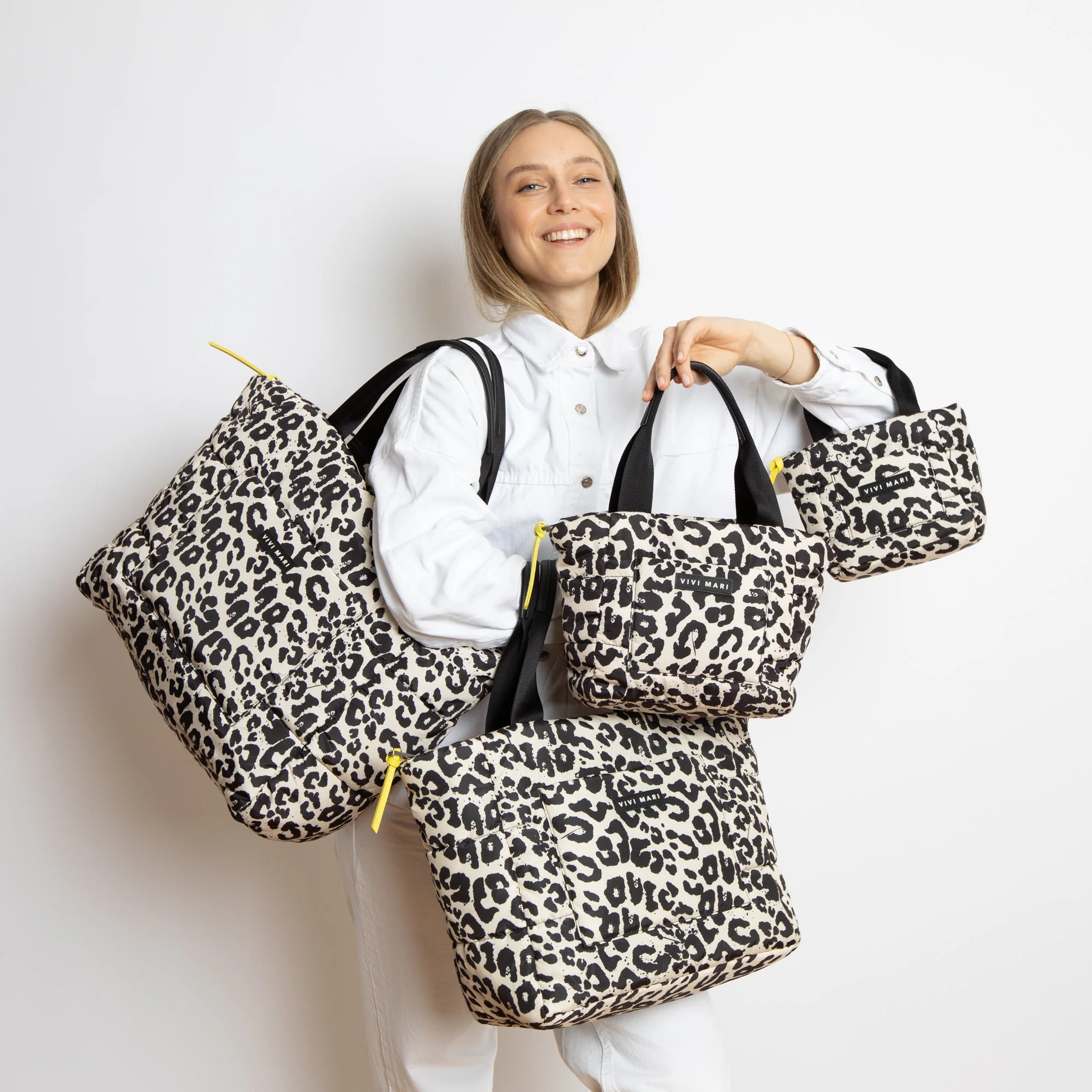padded tote bag mini + strap basic woven slim - leo splashes black/sand - Image 25