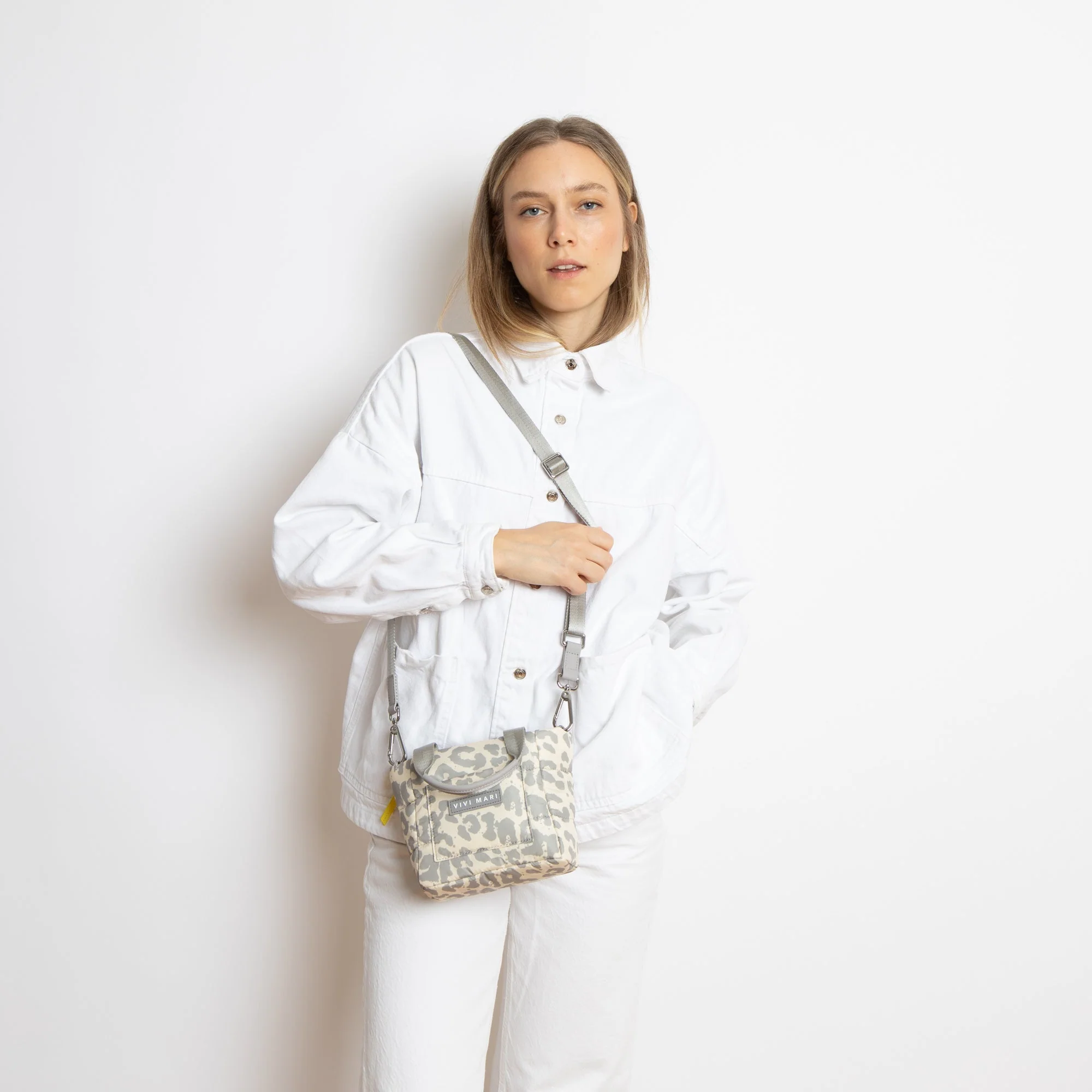 padded tote bag mini + strap basic woven slim - leo splashes grey/sand - Image 14