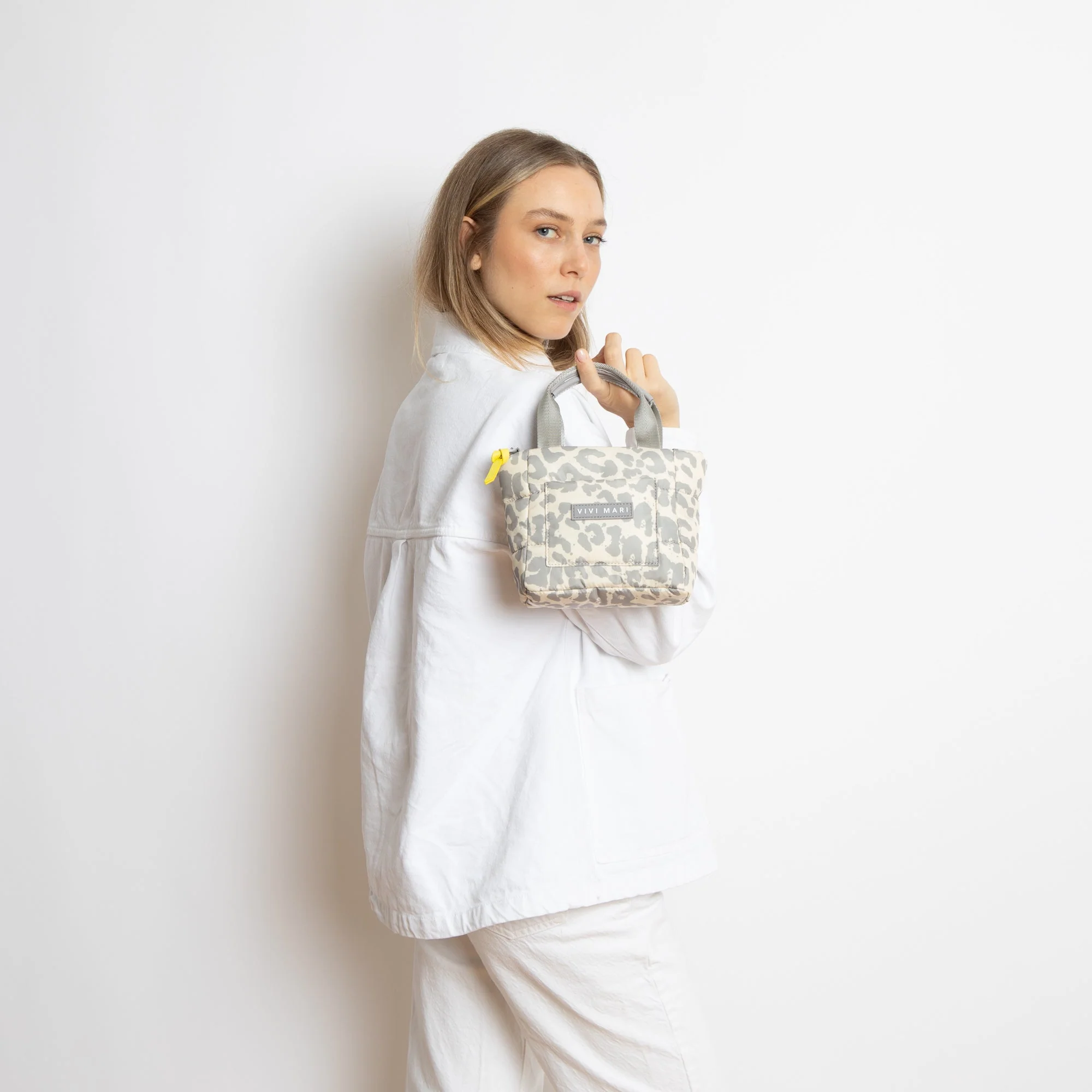 padded tote bag mini + strap basic woven slim - leo splashes grey/sand - Image 6