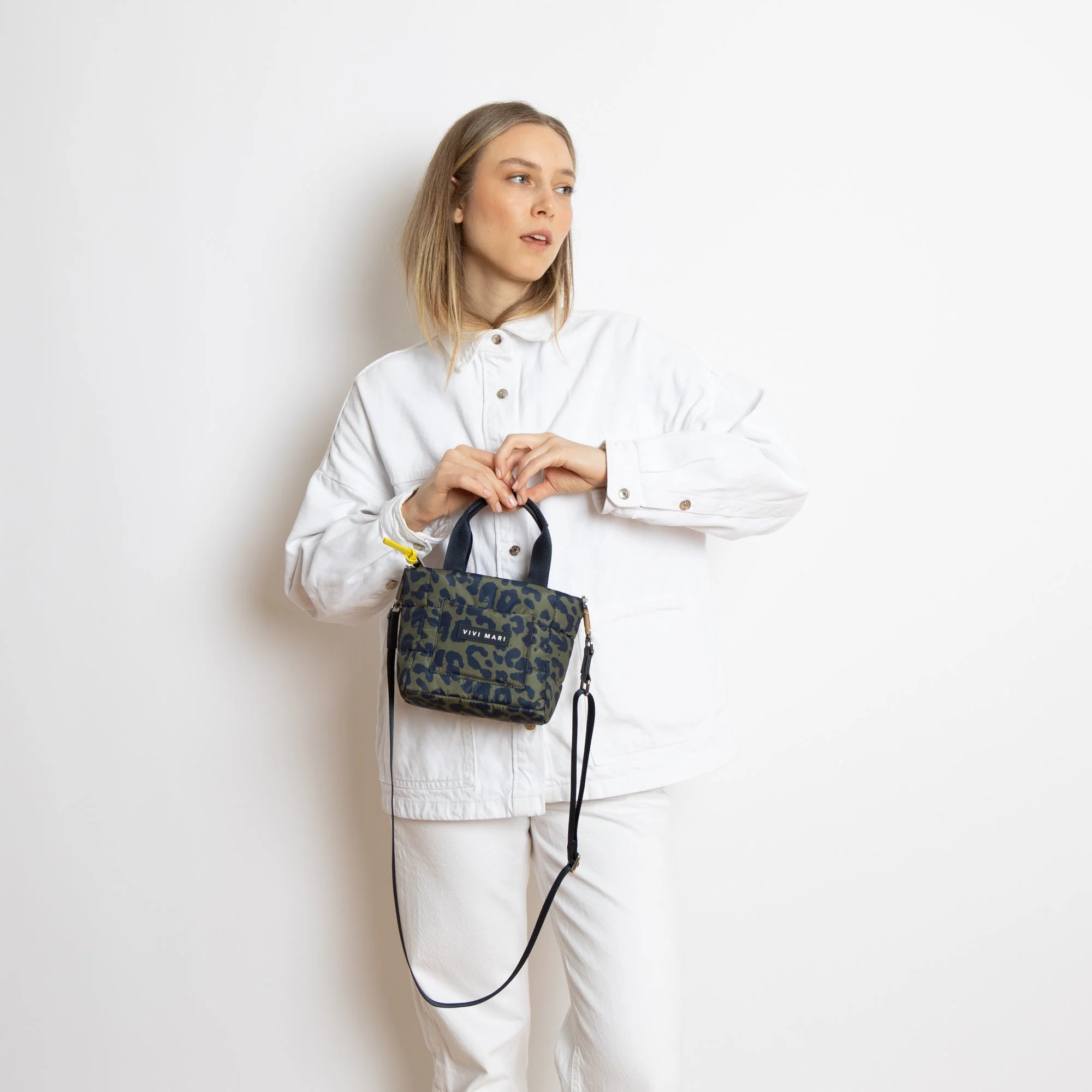 padded tote bag mini + strap basic woven slim - leo splashes navy/olive - Image 17