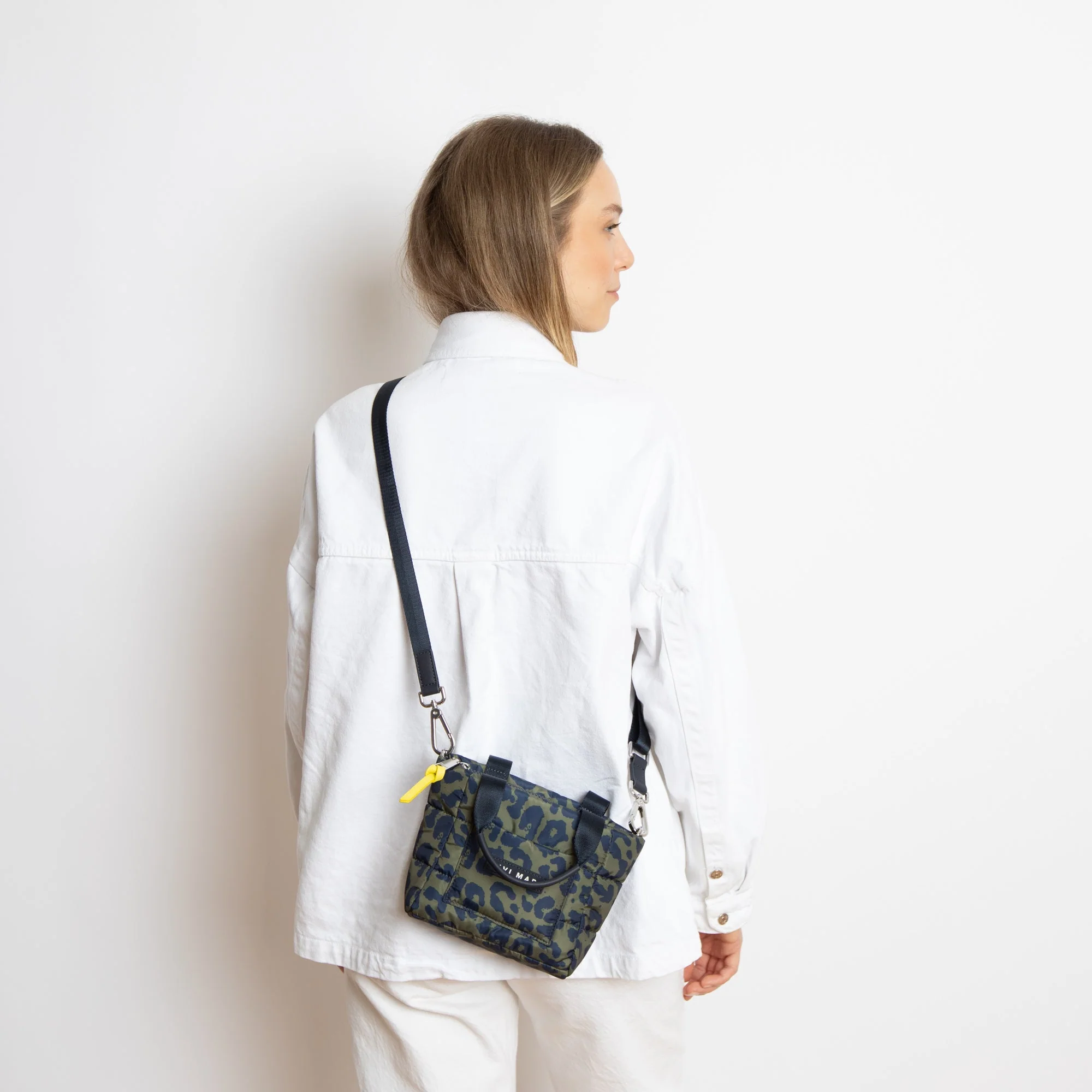 padded tote bag mini + strap basic woven slim - leo splashes navy/olive - Image 6