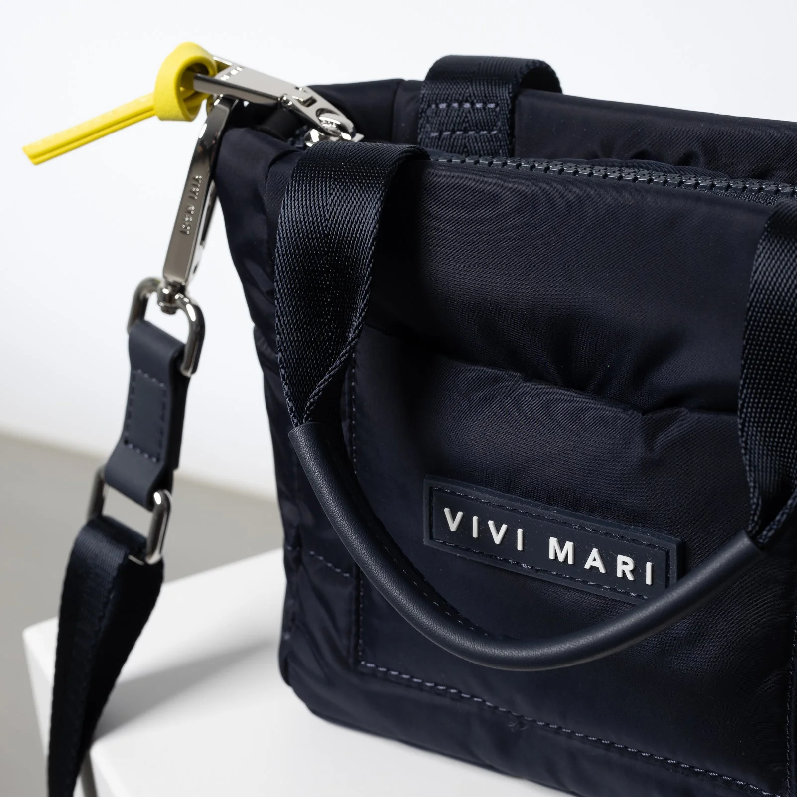 padded tote bag mini + strap basic woven slim - navy - Image 10