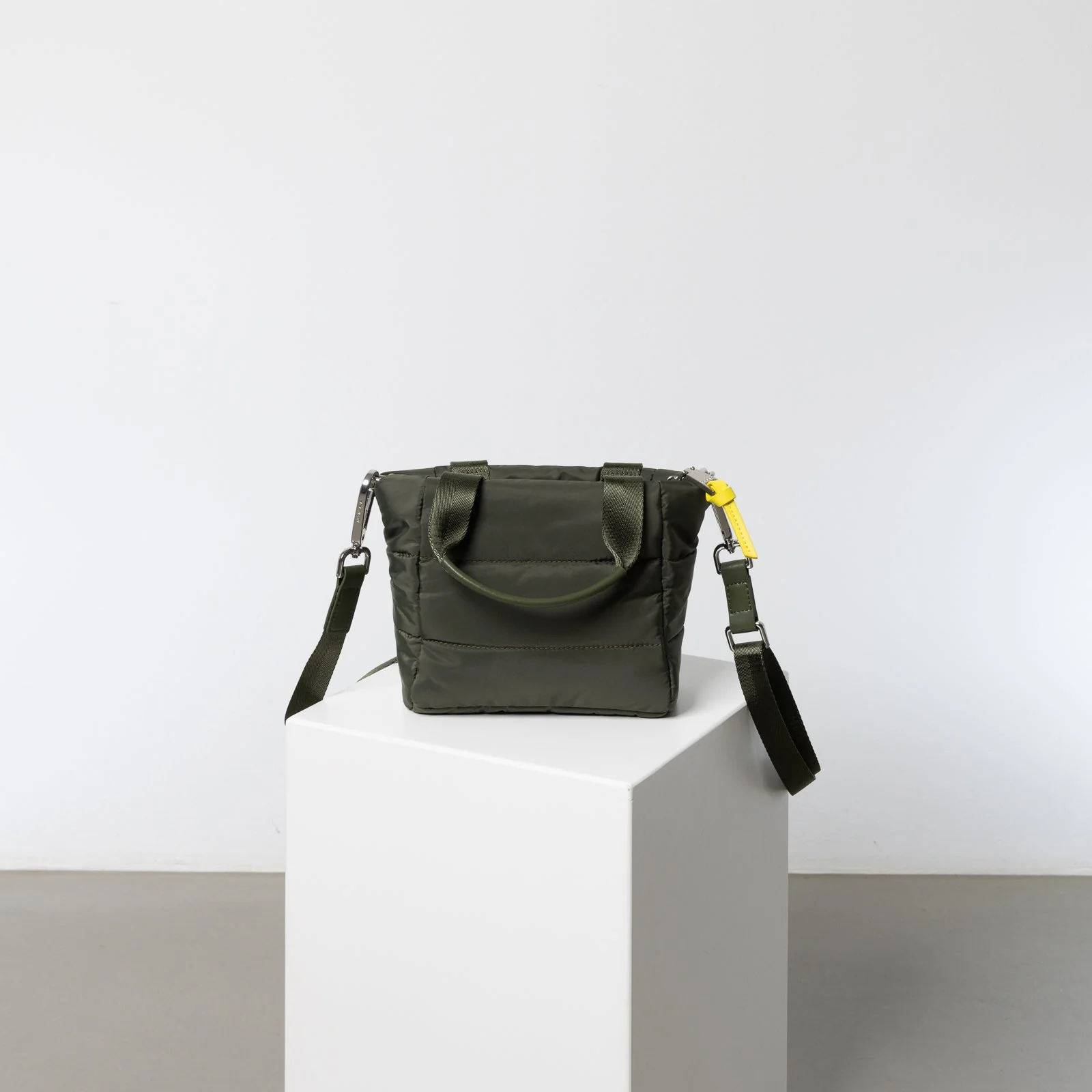 padded tote bag mini + strap basic woven slim - olive - Image 6