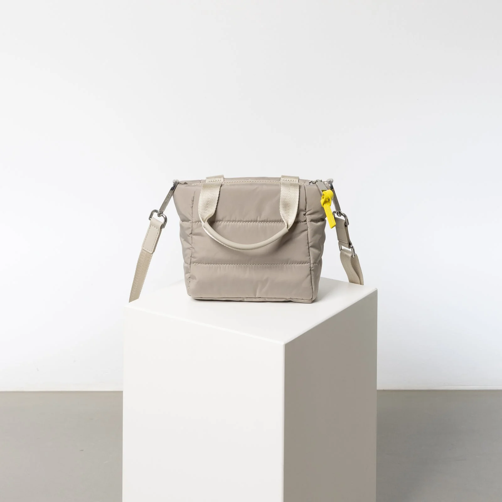 padded tote bag mini + strap basic woven slim - stone - Image 16
