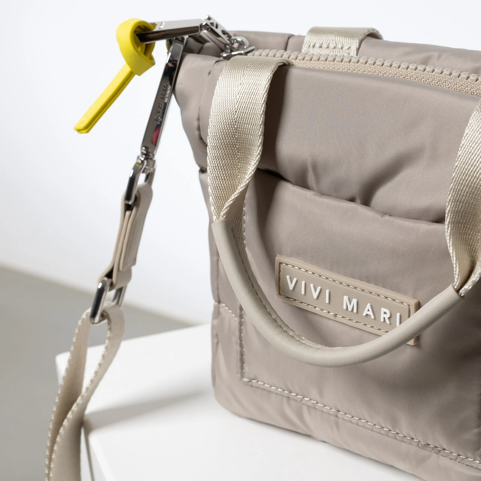 padded tote bag mini + strap basic woven slim - stone - Image 8