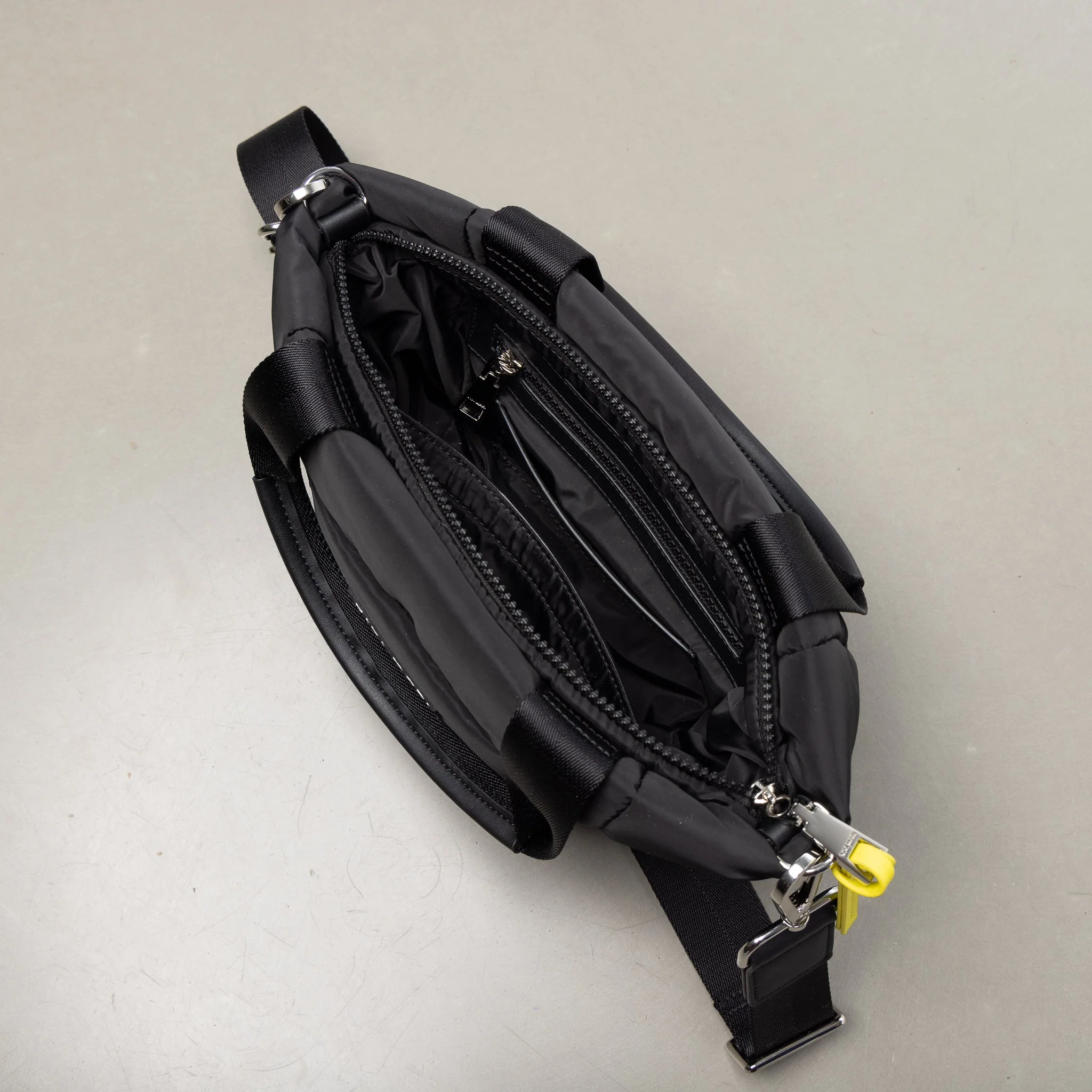 padded tote bag small + strap basic woven slim - black - Image 10