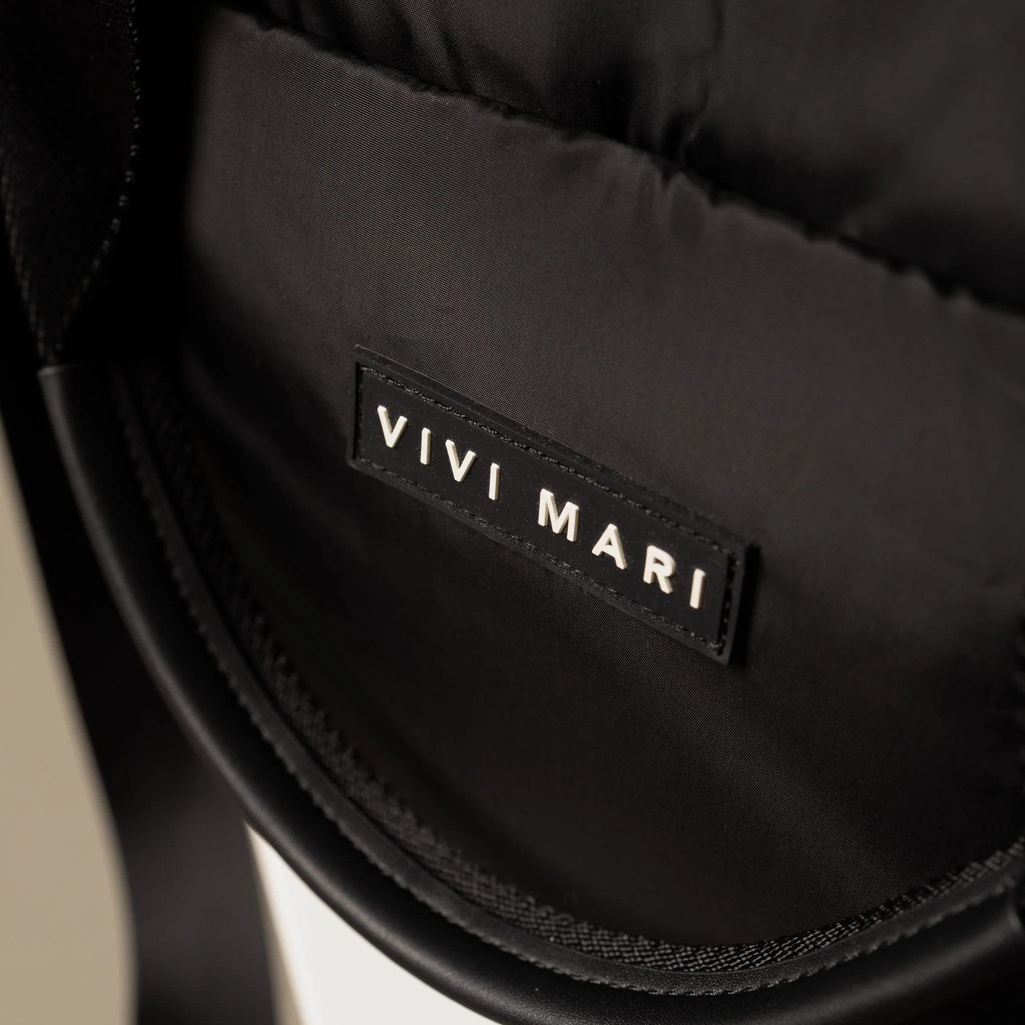 padded tote bag small + strap basic woven slim - black - Image 16