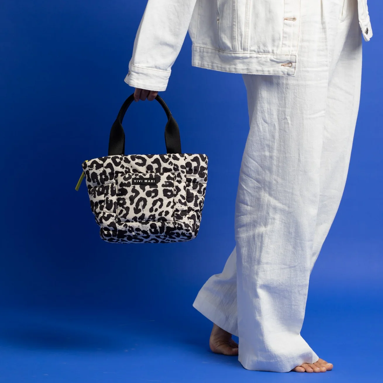 padded tote bag small + strap basic woven slim - leo splashes black/sand - Image 21