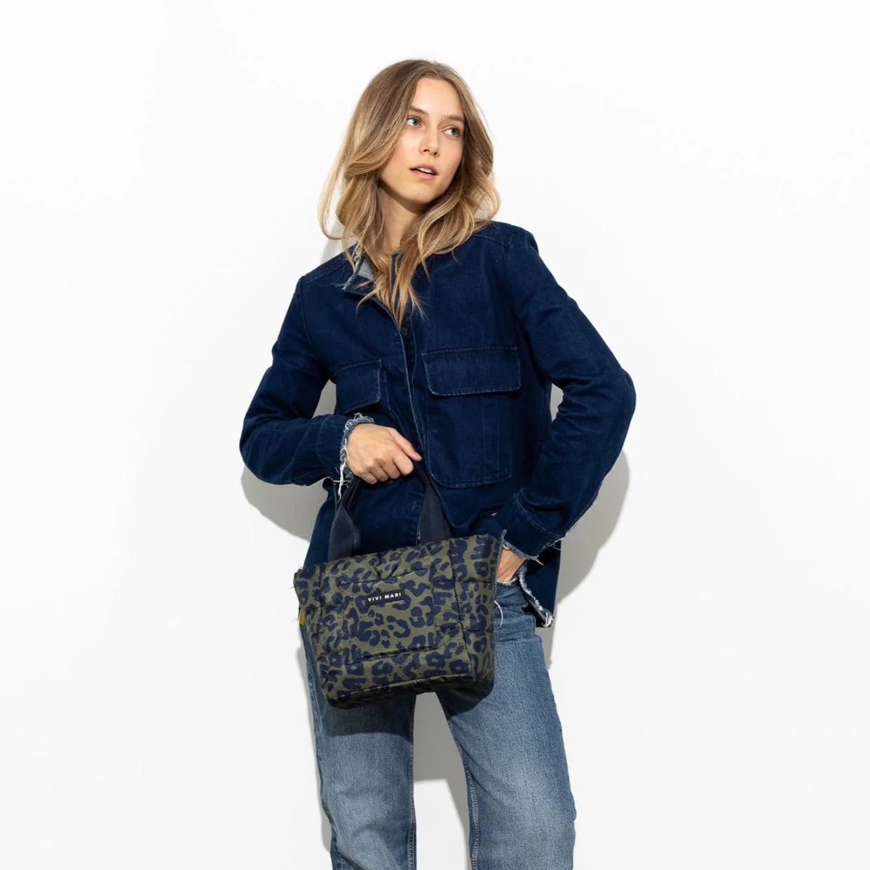 padded tote bag small + strap basic woven slim - leo splashes navy/olive - Image 5