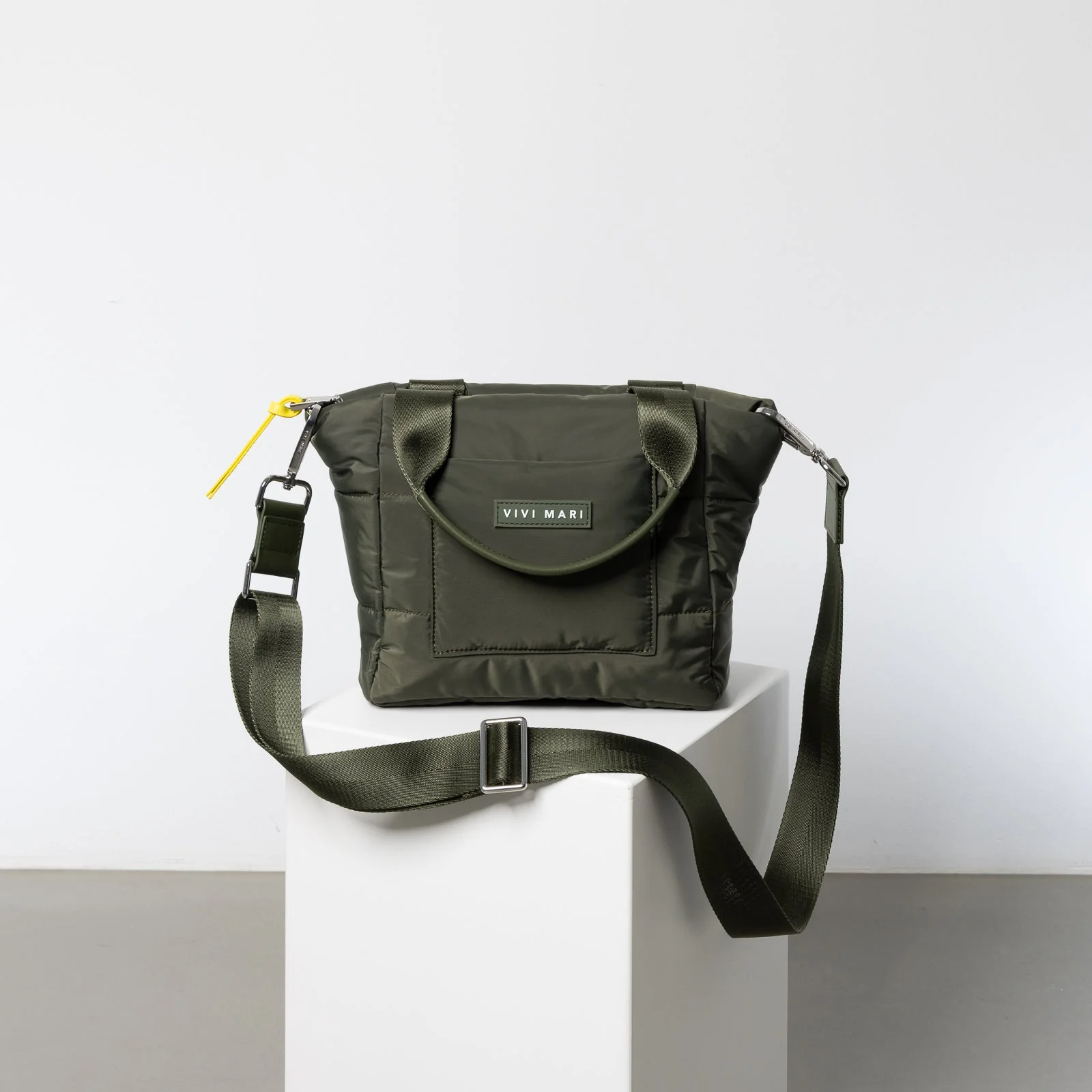 padded tote bag small + strap basic woven slim - olive