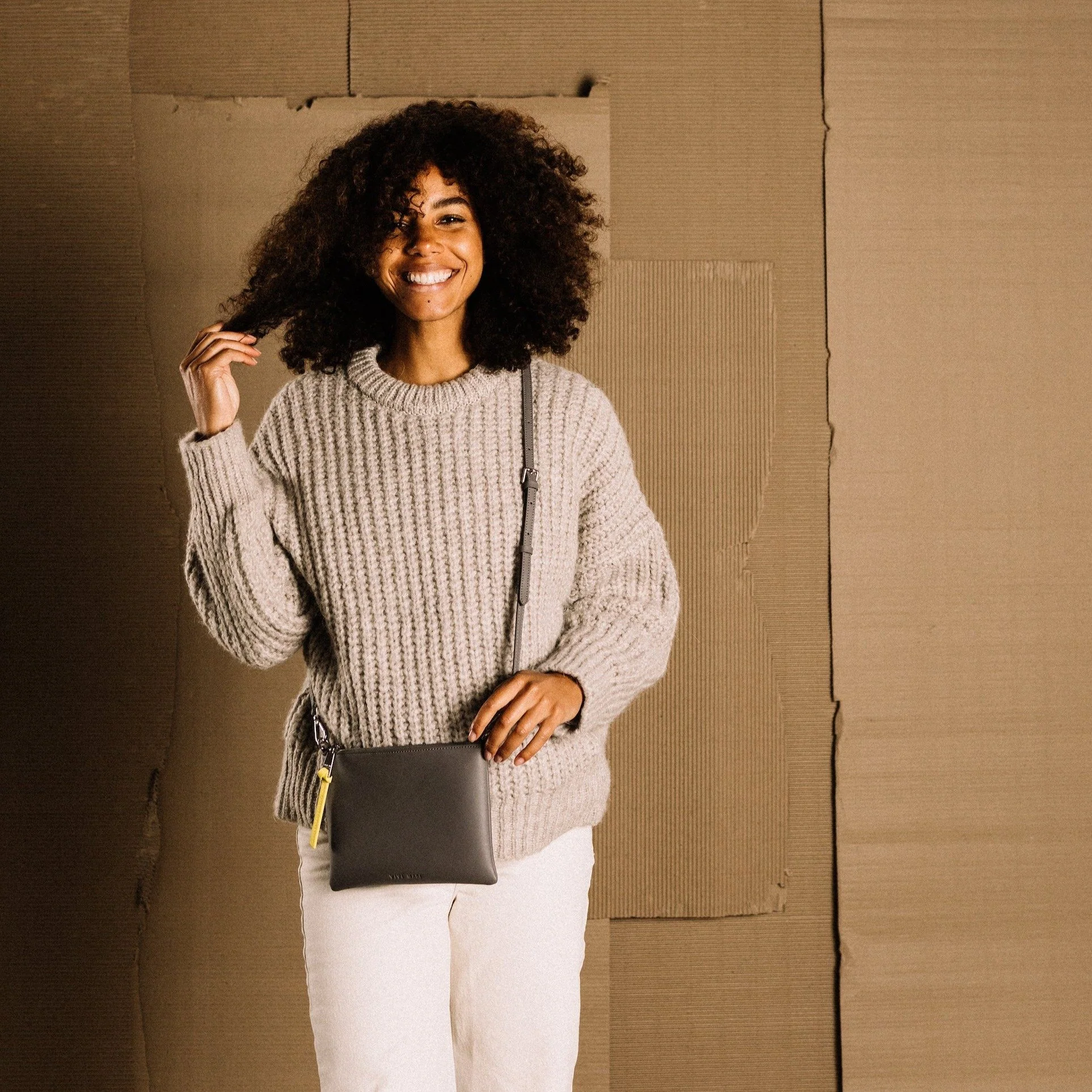 pouch + strap basic classic thin - taupe - Image 2