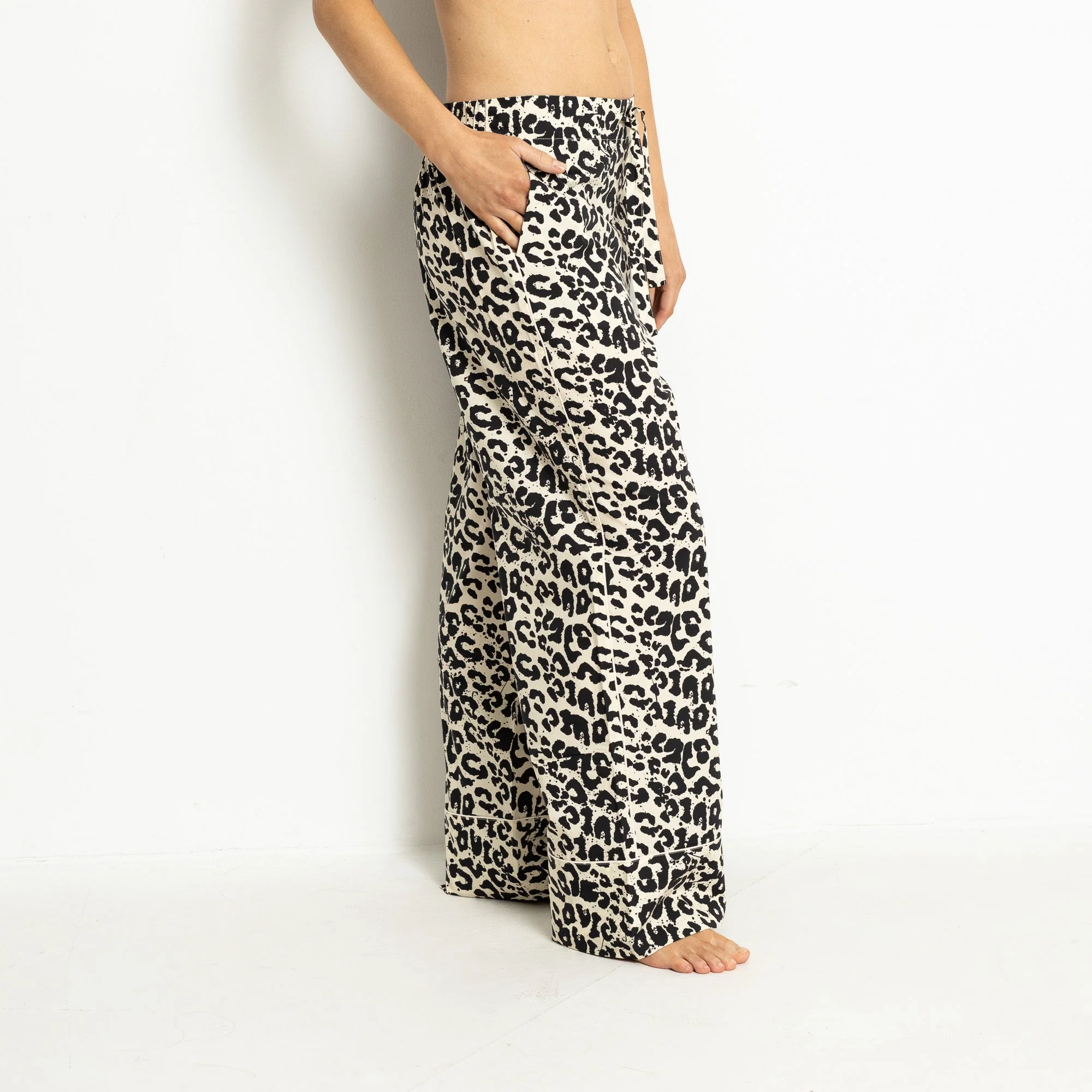 Pyjama Pants - leo splashes black/sand - Image 8