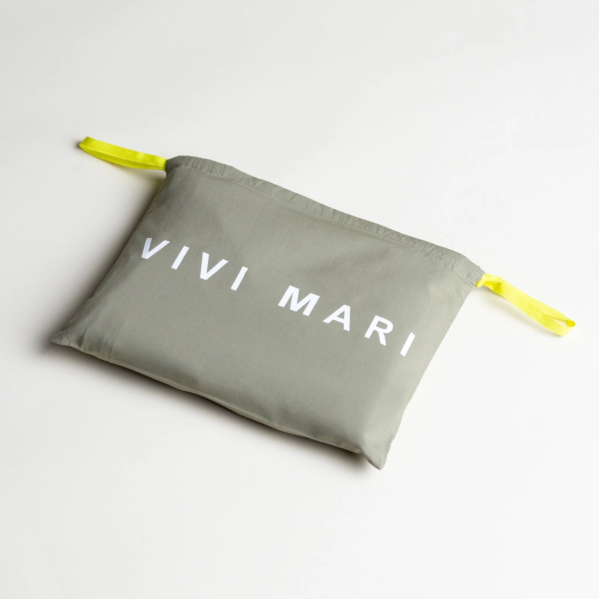 Pyjama Set (Shorts + Shirt short sleeve) - solid pale olive - Image 3