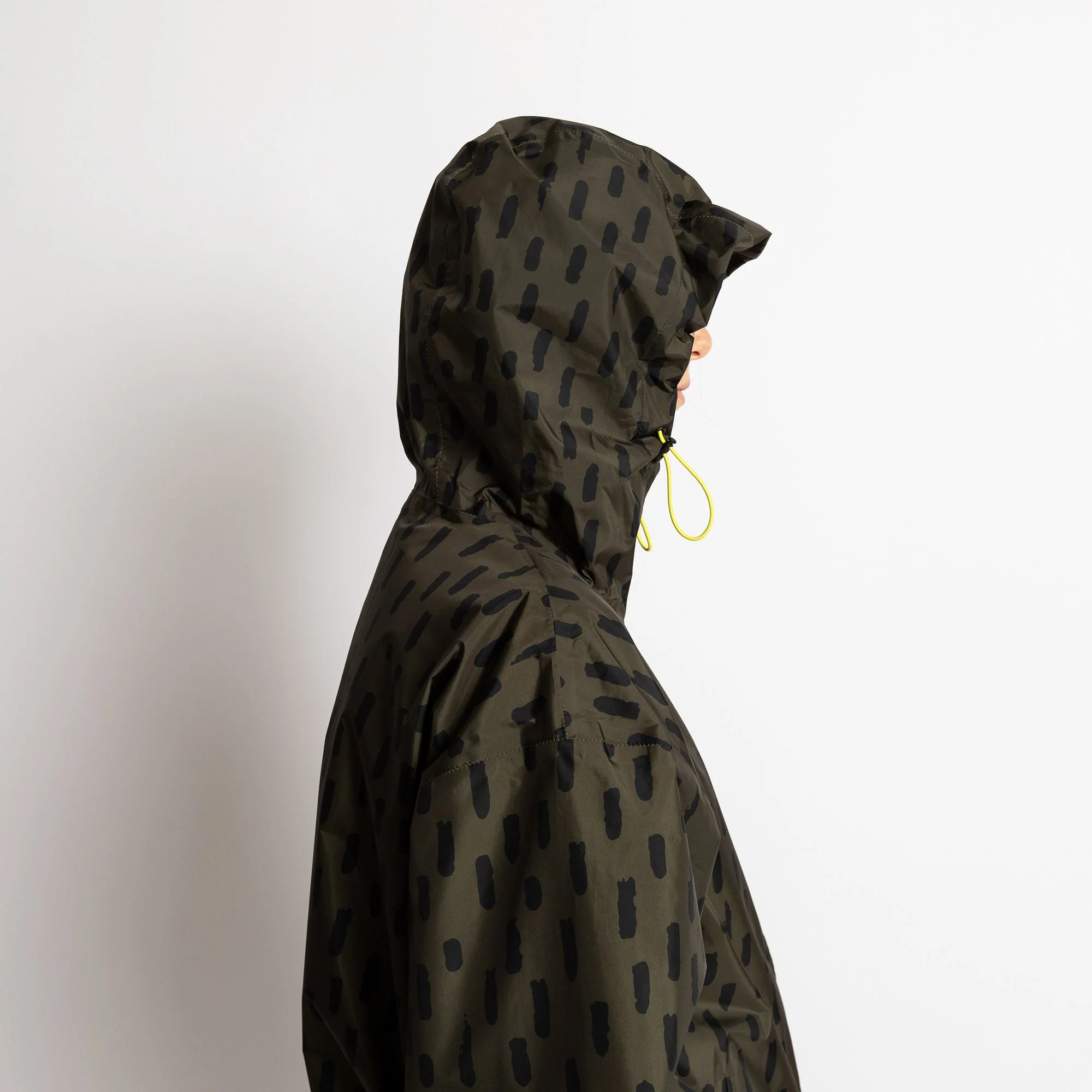 Rain Jacket drops olive/black - Image 10