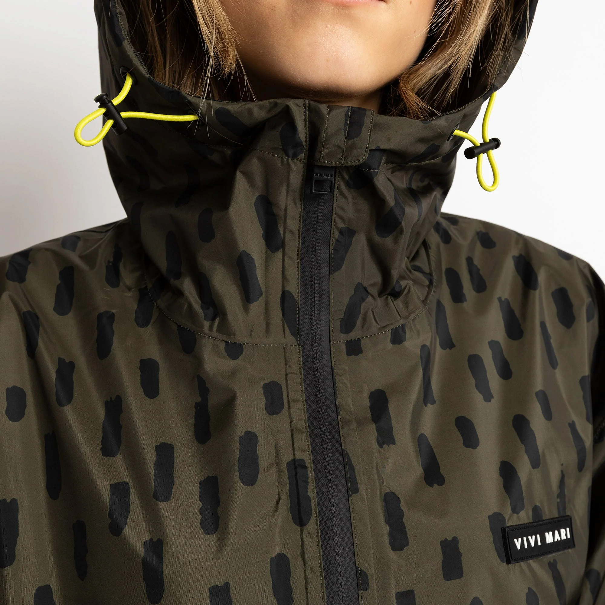 Rain Jacket drops olive/black - Image 8