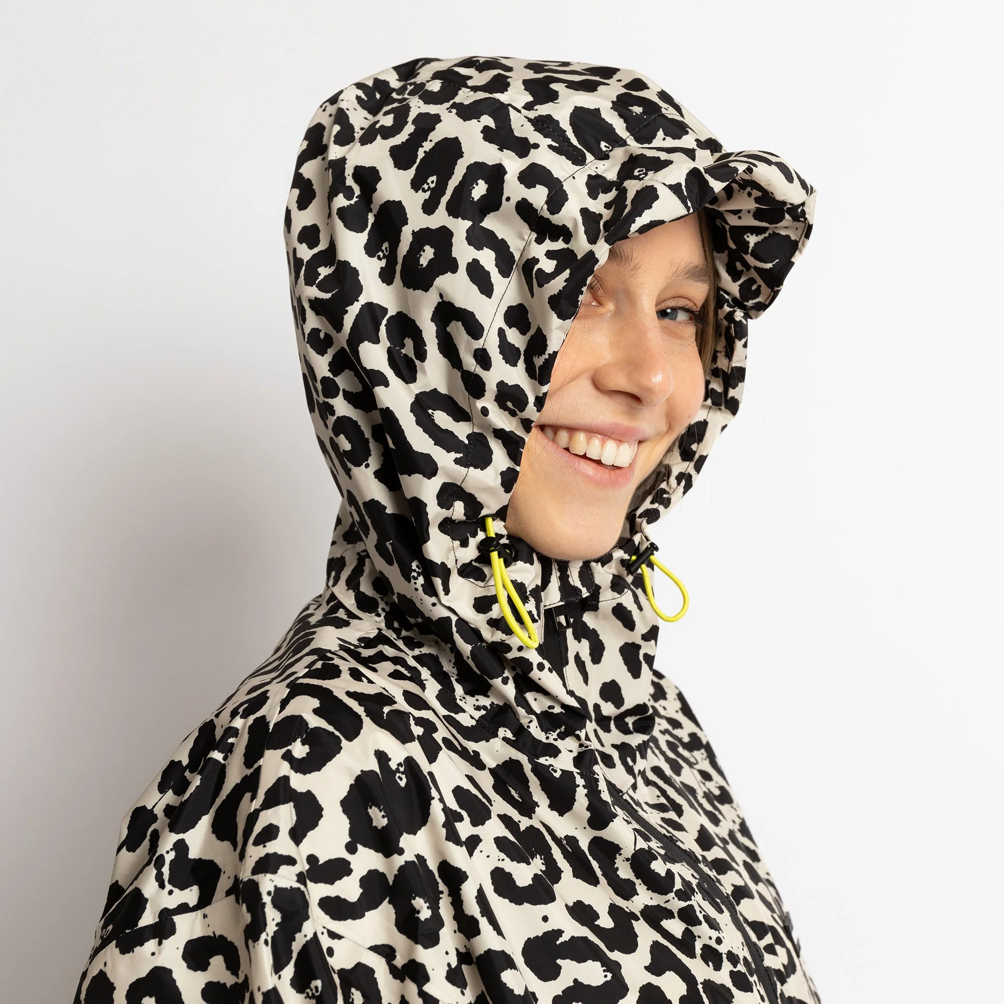 Rain Jacket leo splashes black/sand - Image 9