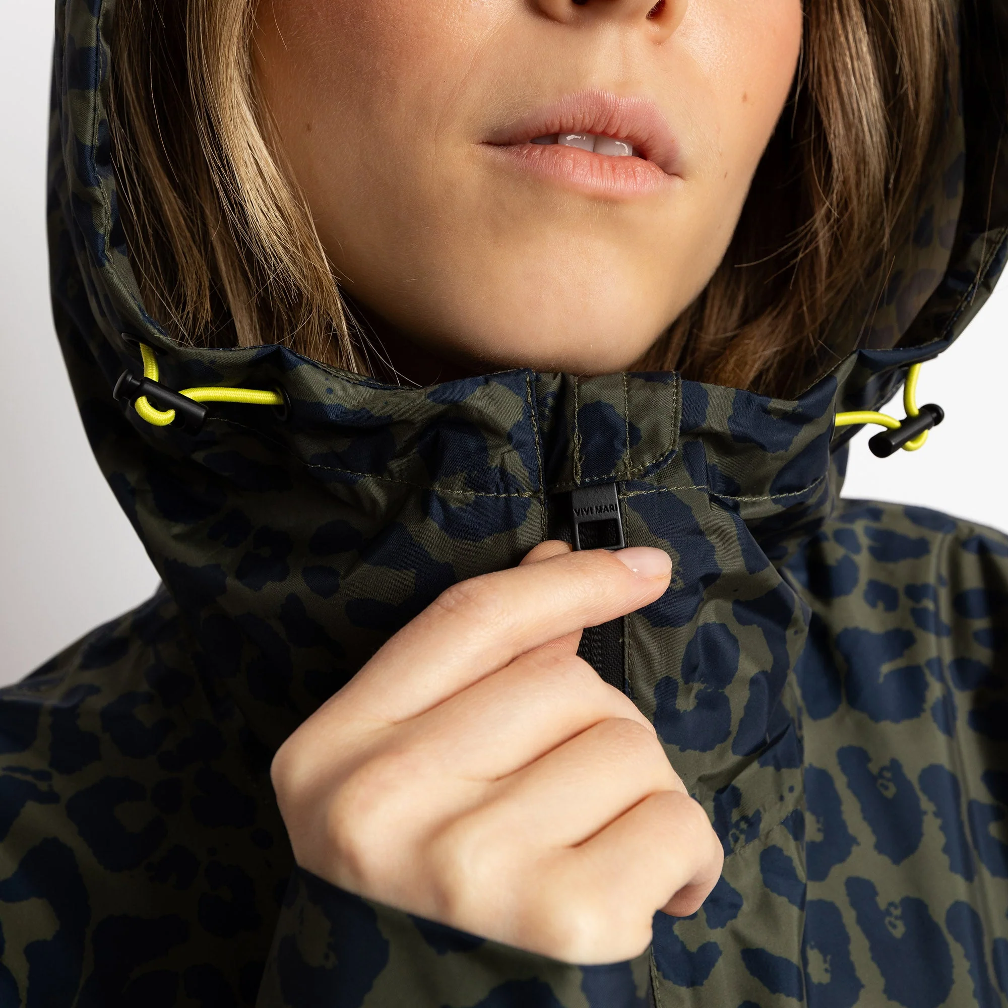 Rain Jacket leo splashes navy/olive - Image 7