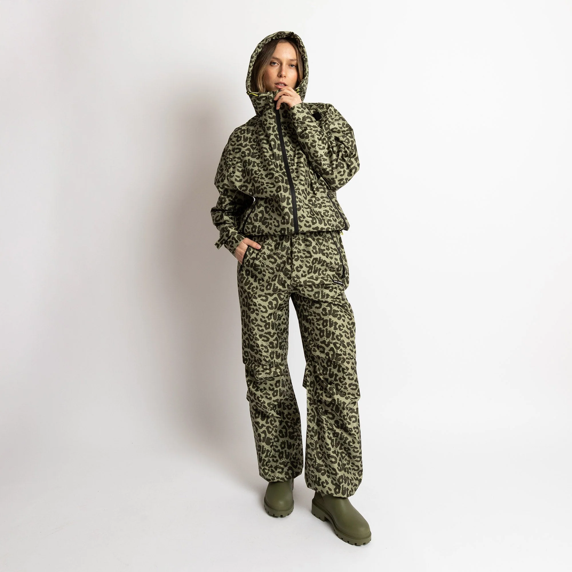 Rain Jacket leo splashes olive/pale olive - Image 5