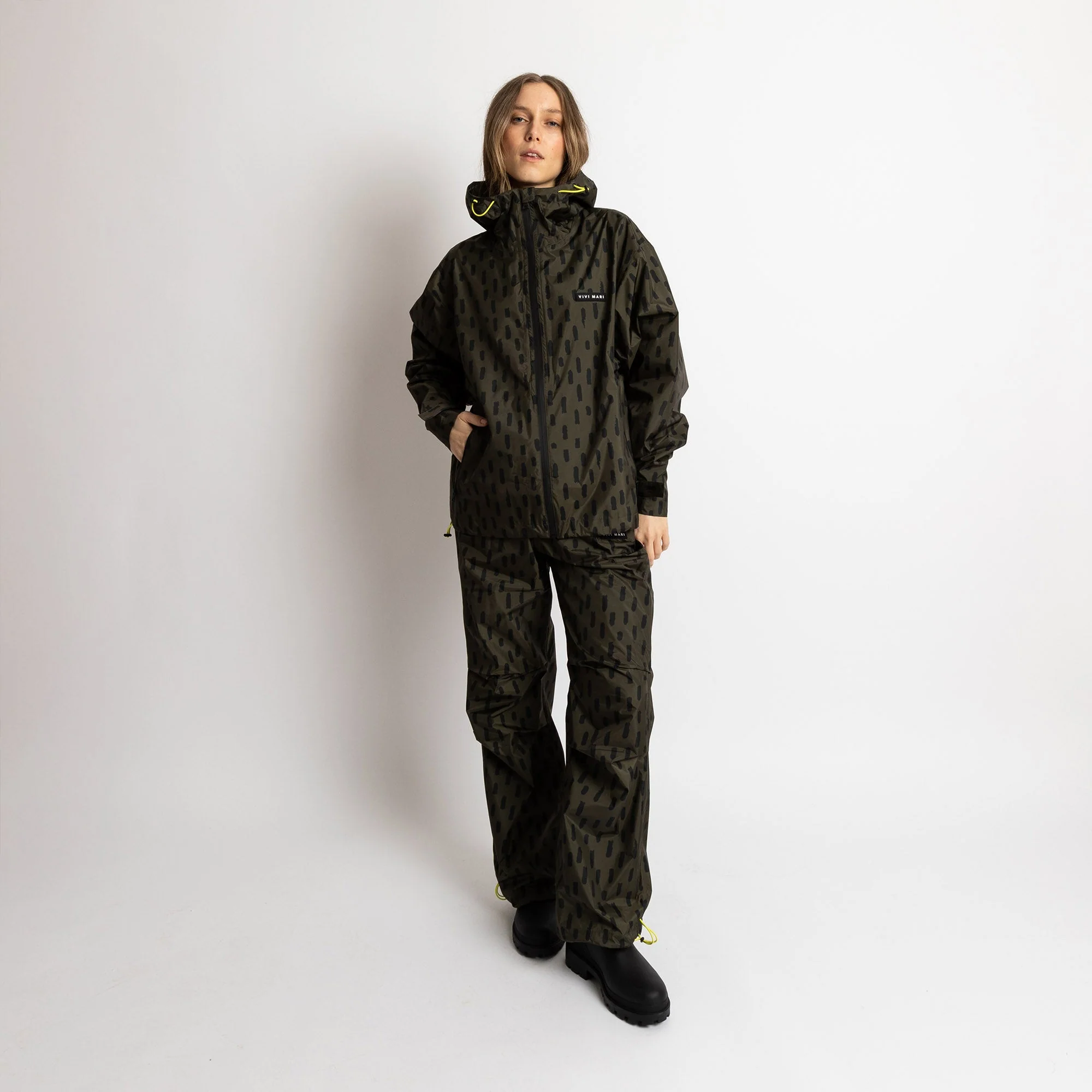 Rain Pants drops olive/black - Image 4