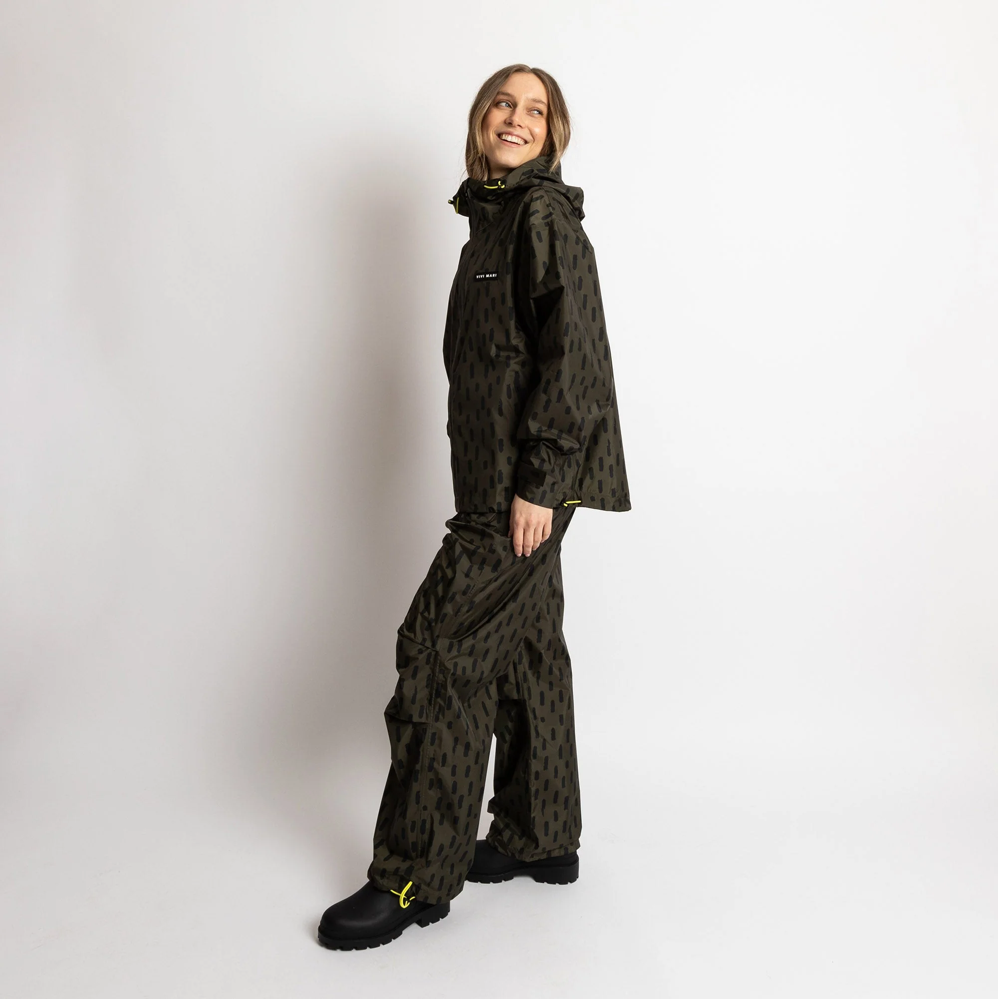 Rain Pants drops olive/black - Image 5