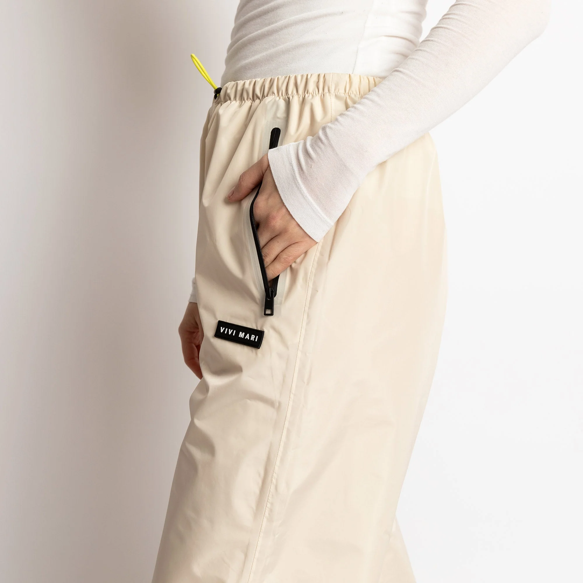 Rain Pants solid sand - Image 9