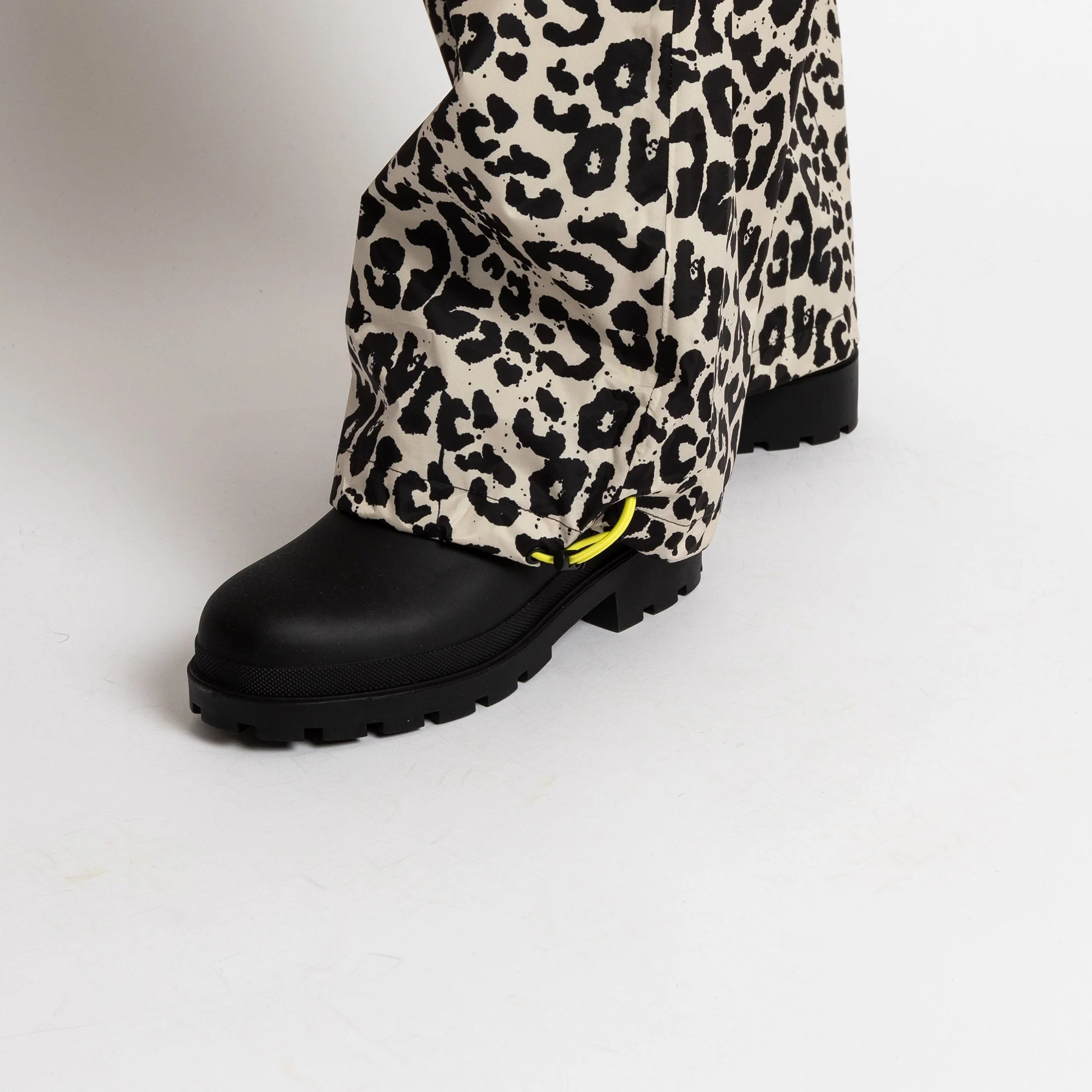 Rainboots short solid black - Image 17