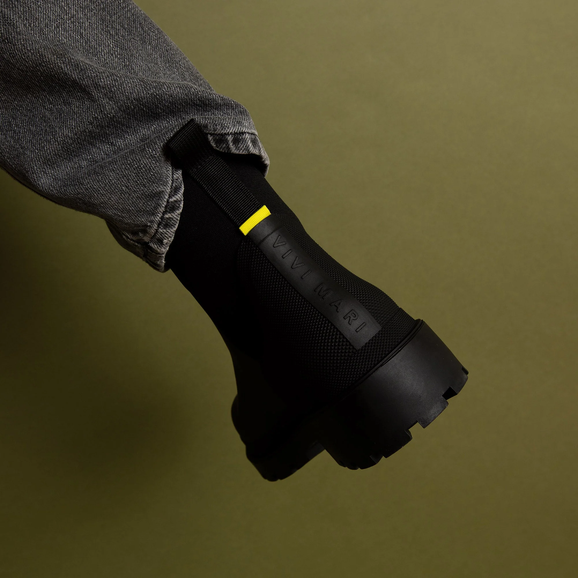 Rainboots short solid black - Image 8