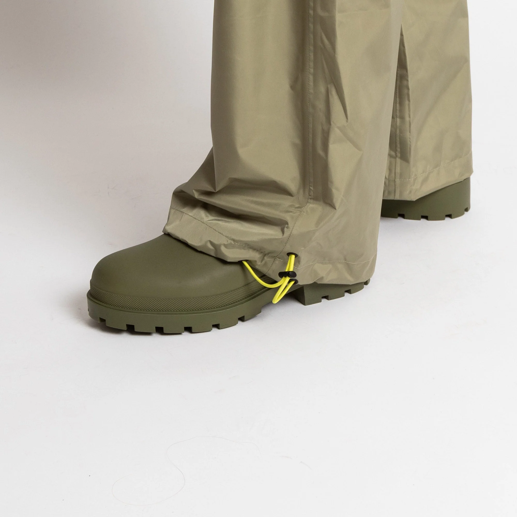 Rainboots short solid pale olive - Image 17