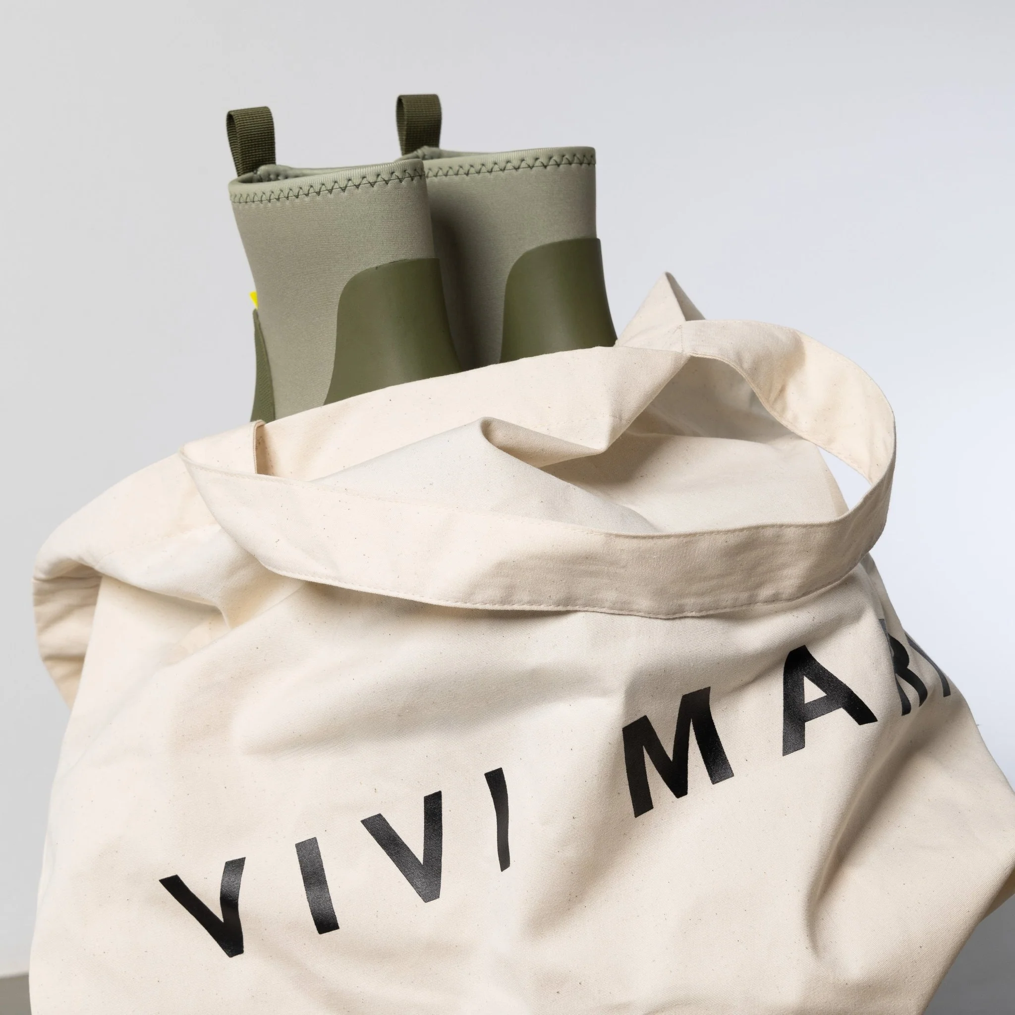 Rainboots short solid pale olive - Image 19