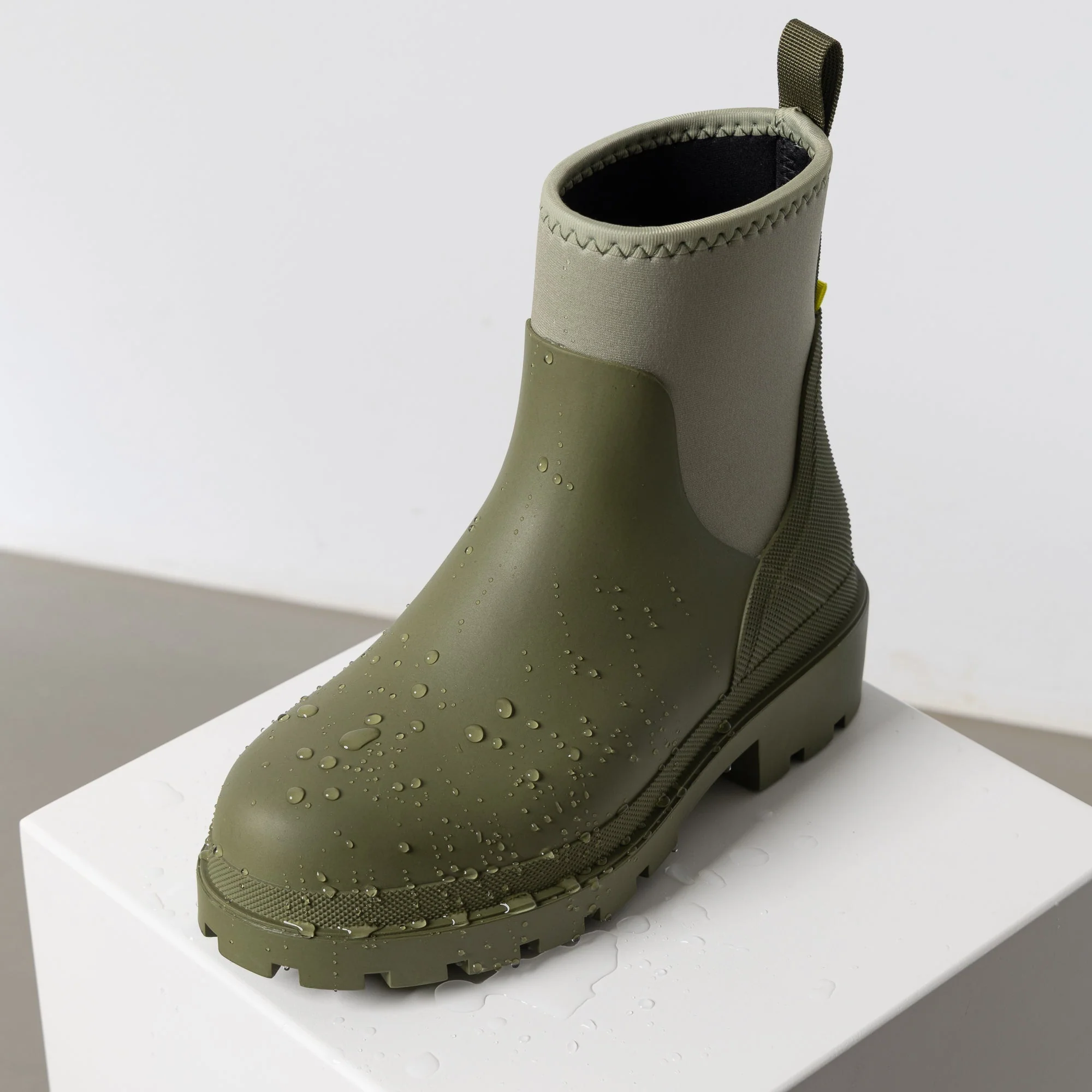 Rainboots short solid pale olive - Image 4
