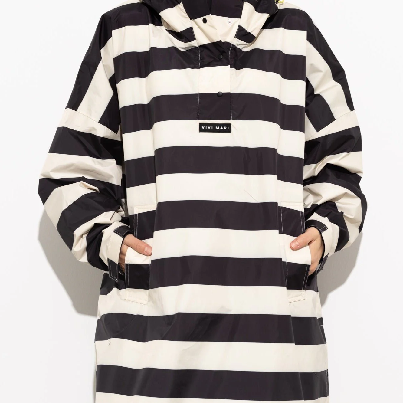 Raincoat bold stripes - black/sand - Image 11
