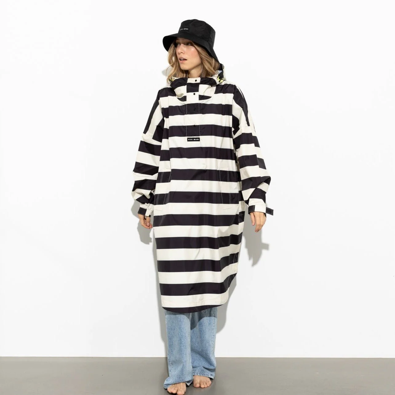 Raincoat bold stripes - black/sand - Image 21