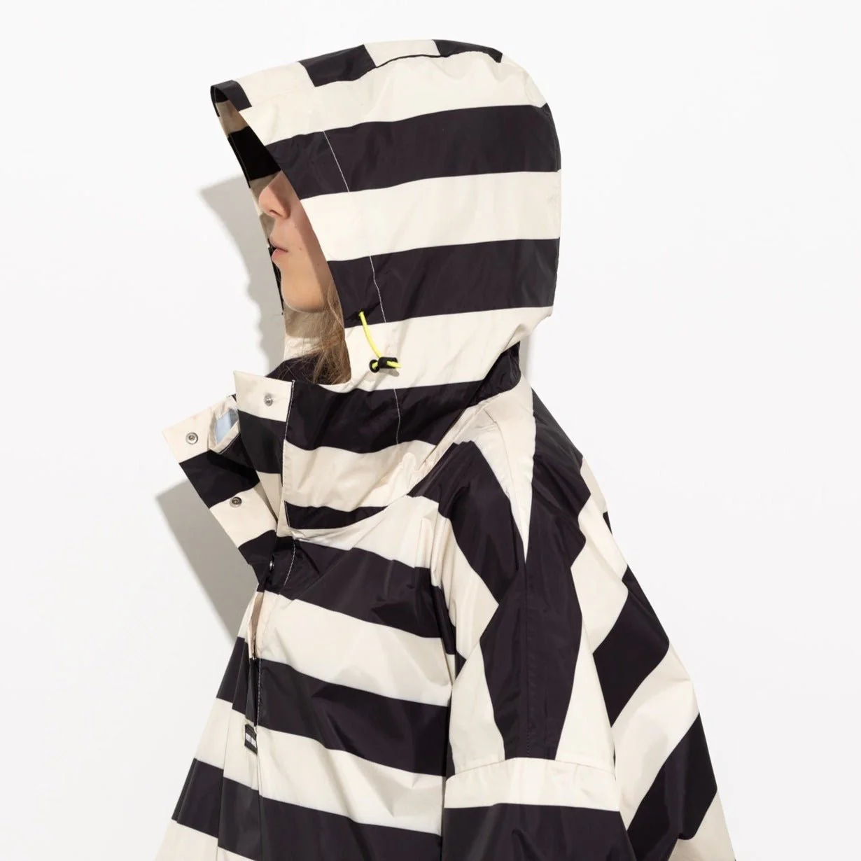 Raincoat bold stripes - black/sand - Image 24