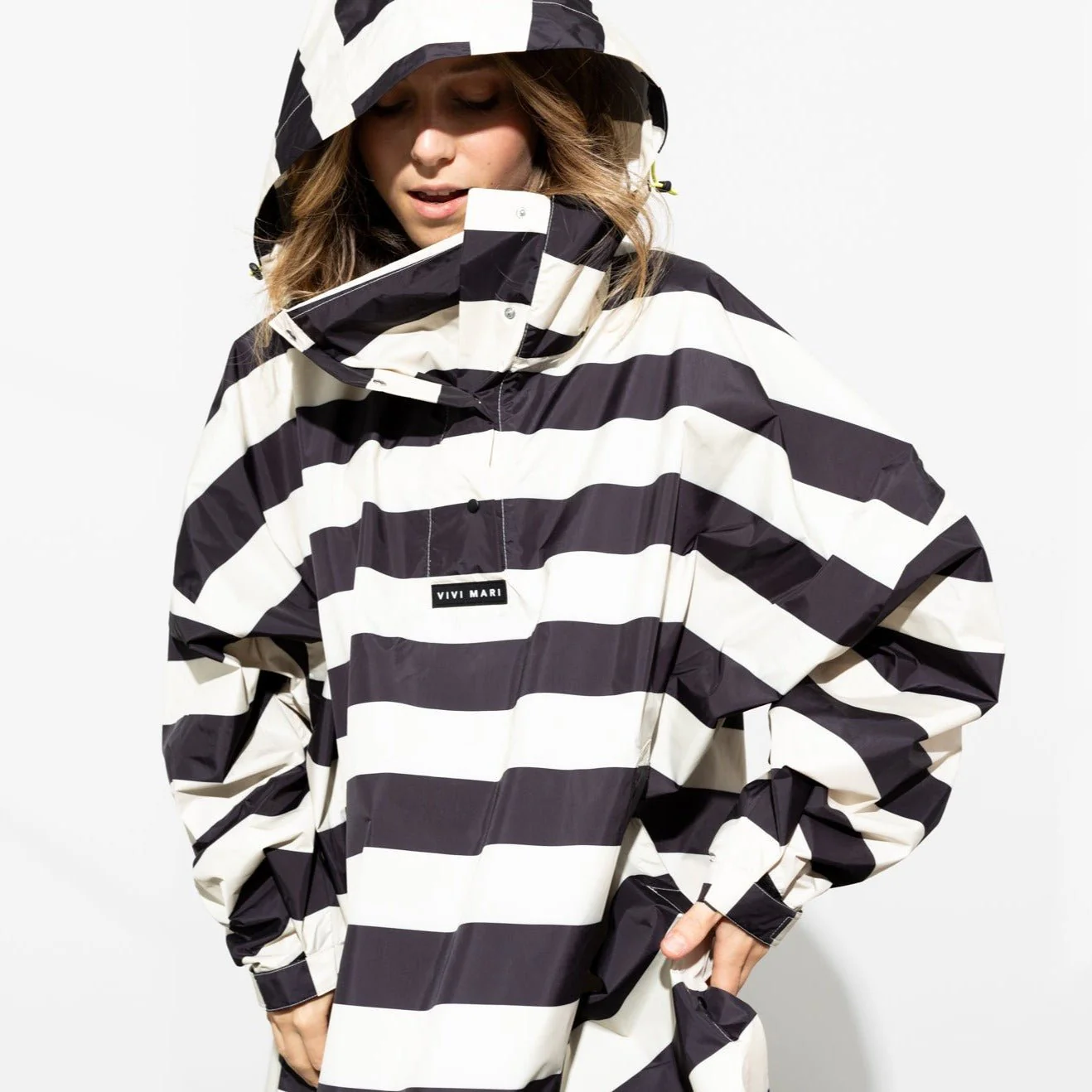 Raincoat bold stripes - black/sand - Image 3