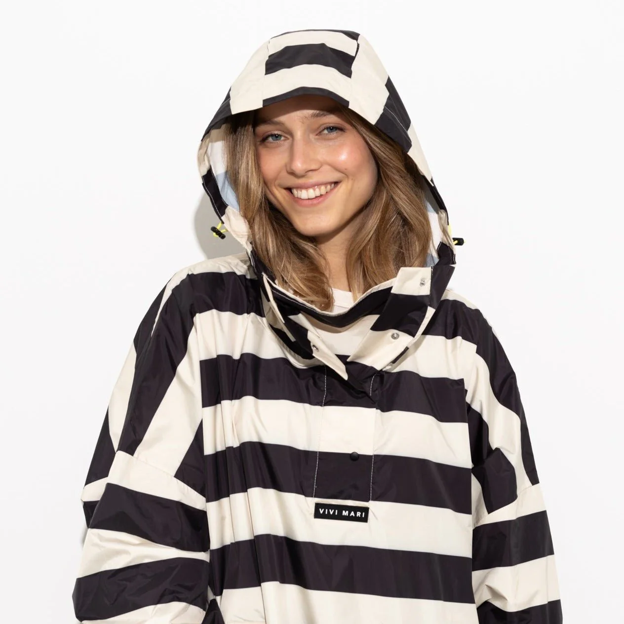 Raincoat bold stripes - black/sand - Image 8