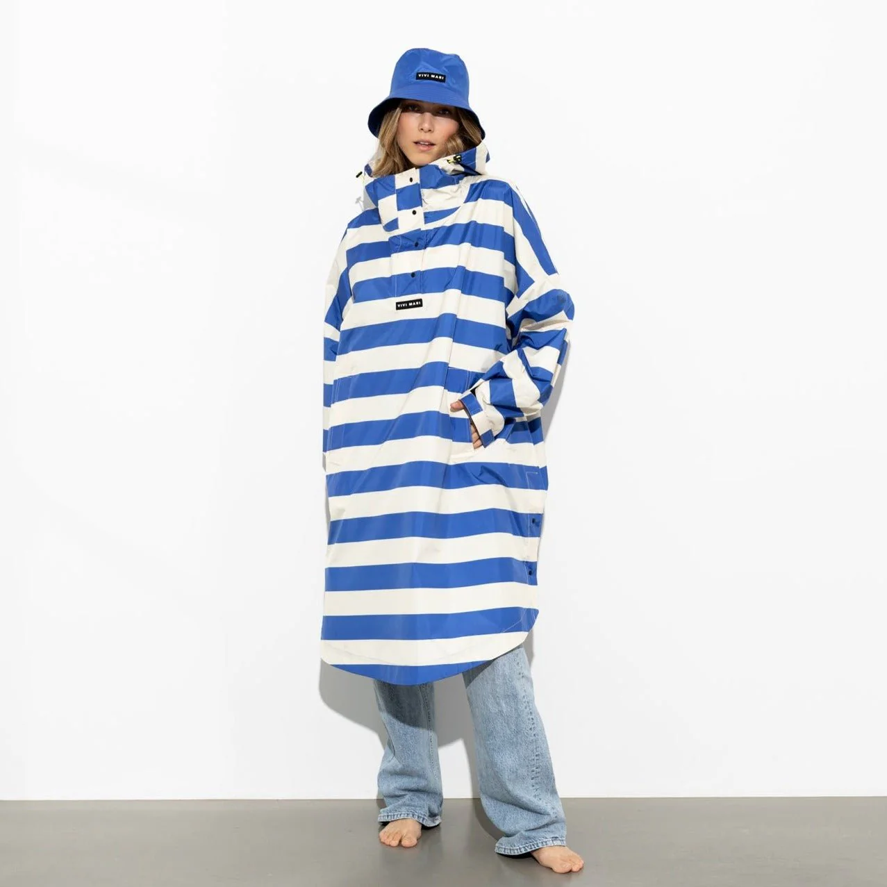 Raincoat bold stripes - blue/sand - Image 10