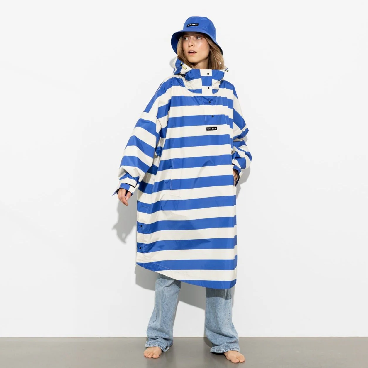 Raincoat bold stripes - blue/sand - Image 11