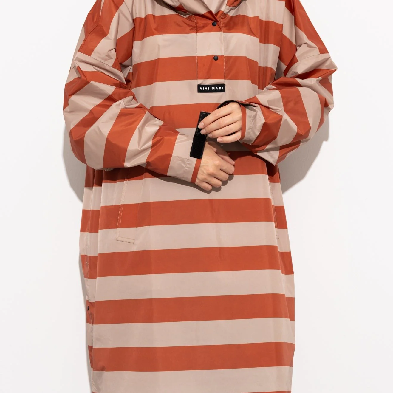 Raincoat bold stripes - cinnamon/latte - Image 5