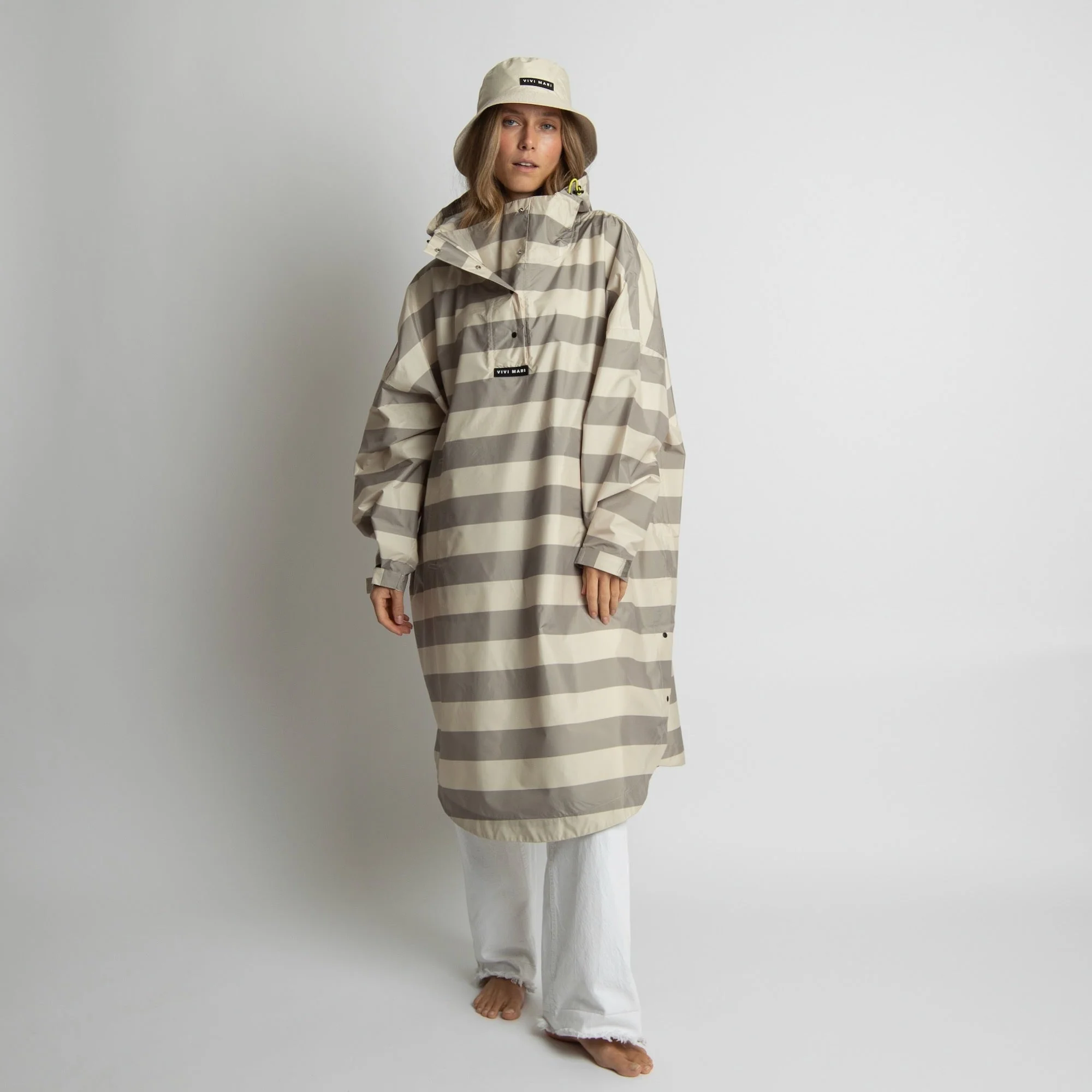 Raincoat bold stripes mushroom/sand - Image 9