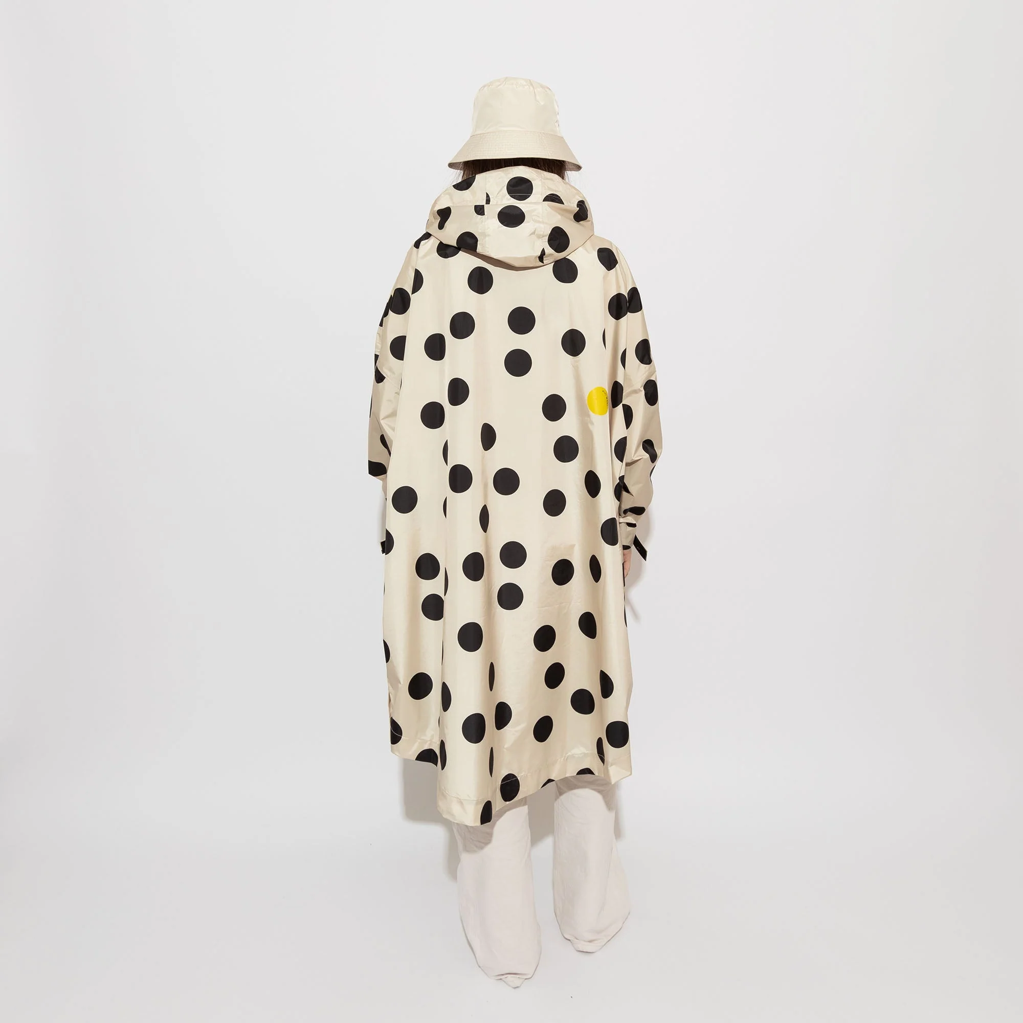 Raincoat dots black/sand - Image 13