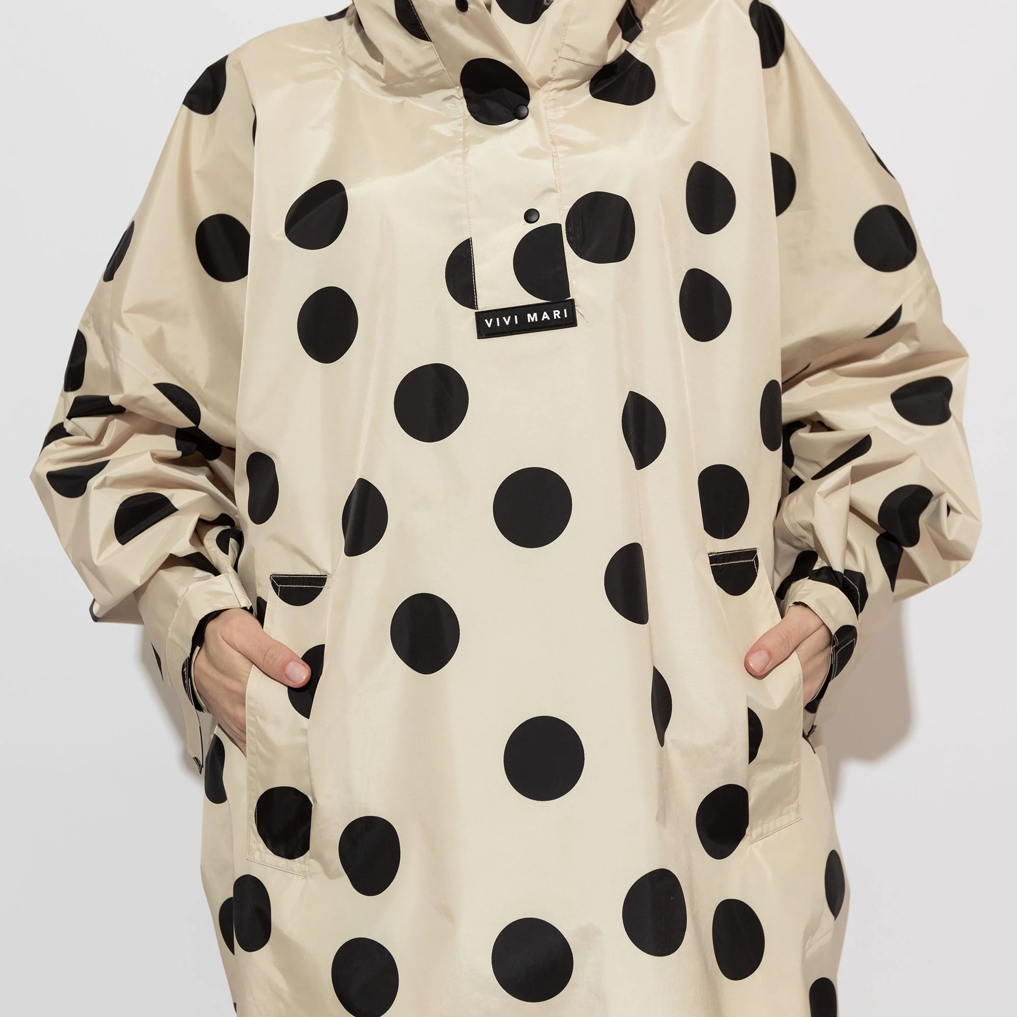 Raincoat dots black/sand - Image 14