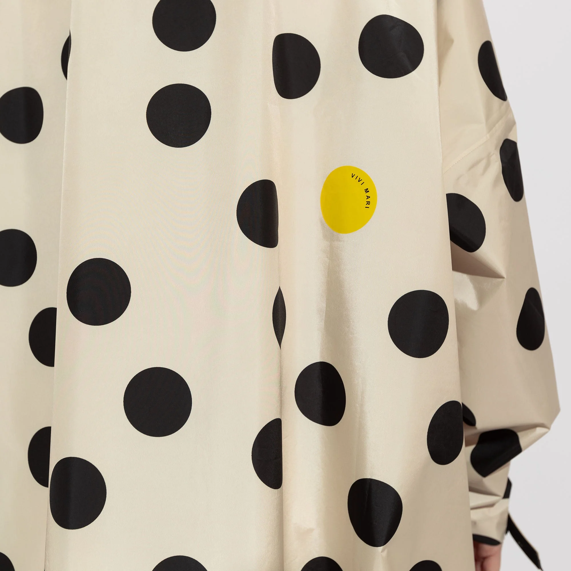 Raincoat dots black/sand - Image 15