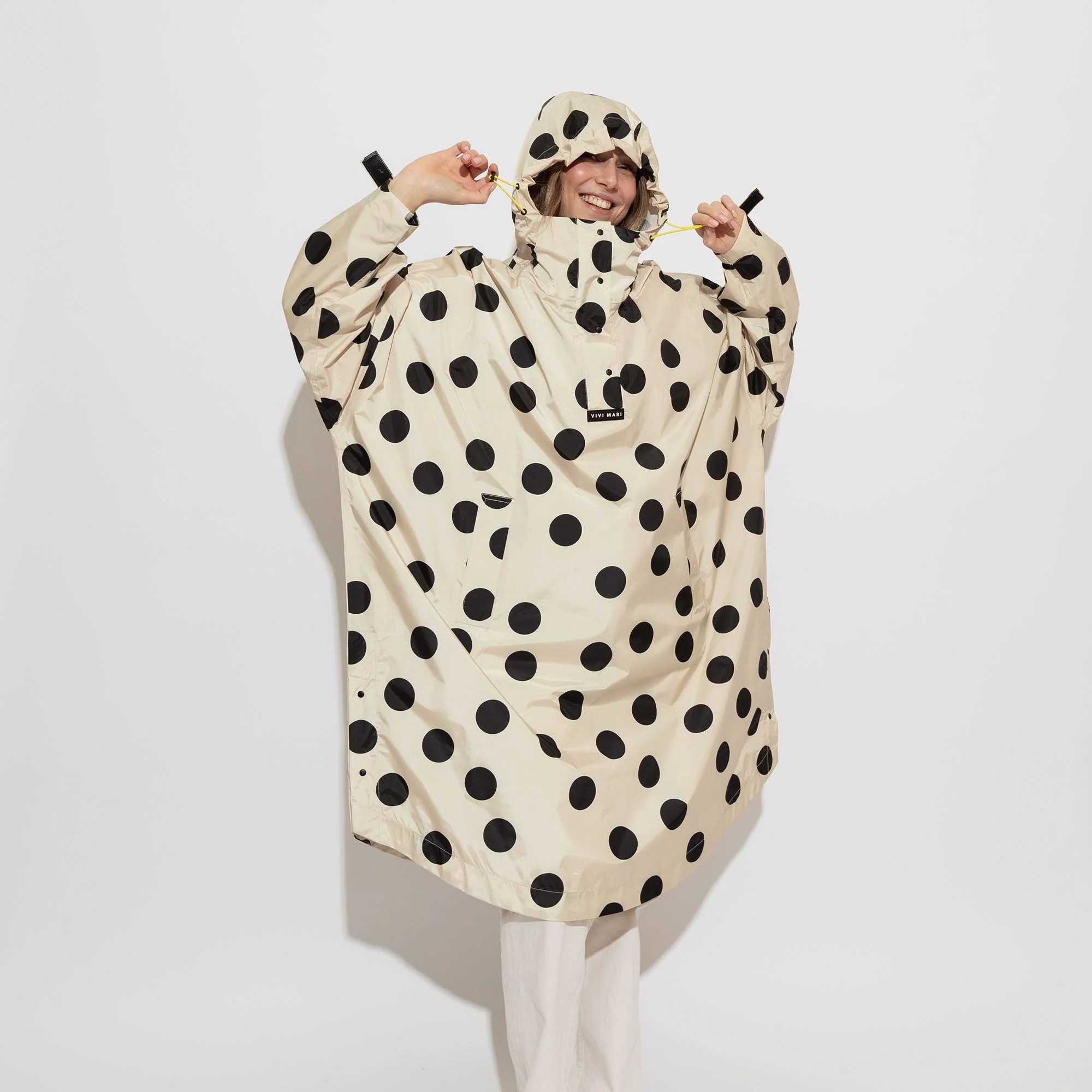 Raincoat dots black/sand - Image 4