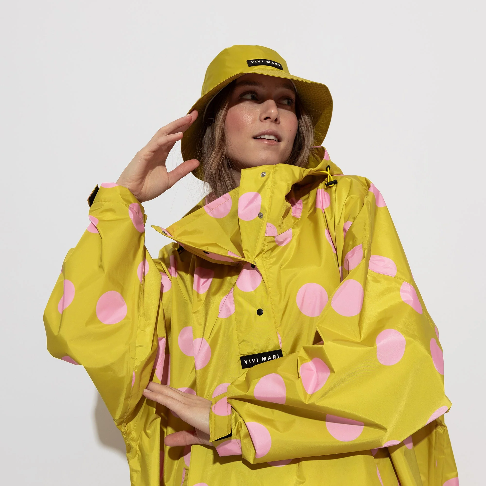 Raincoat dots citrus/rosé - Image 5