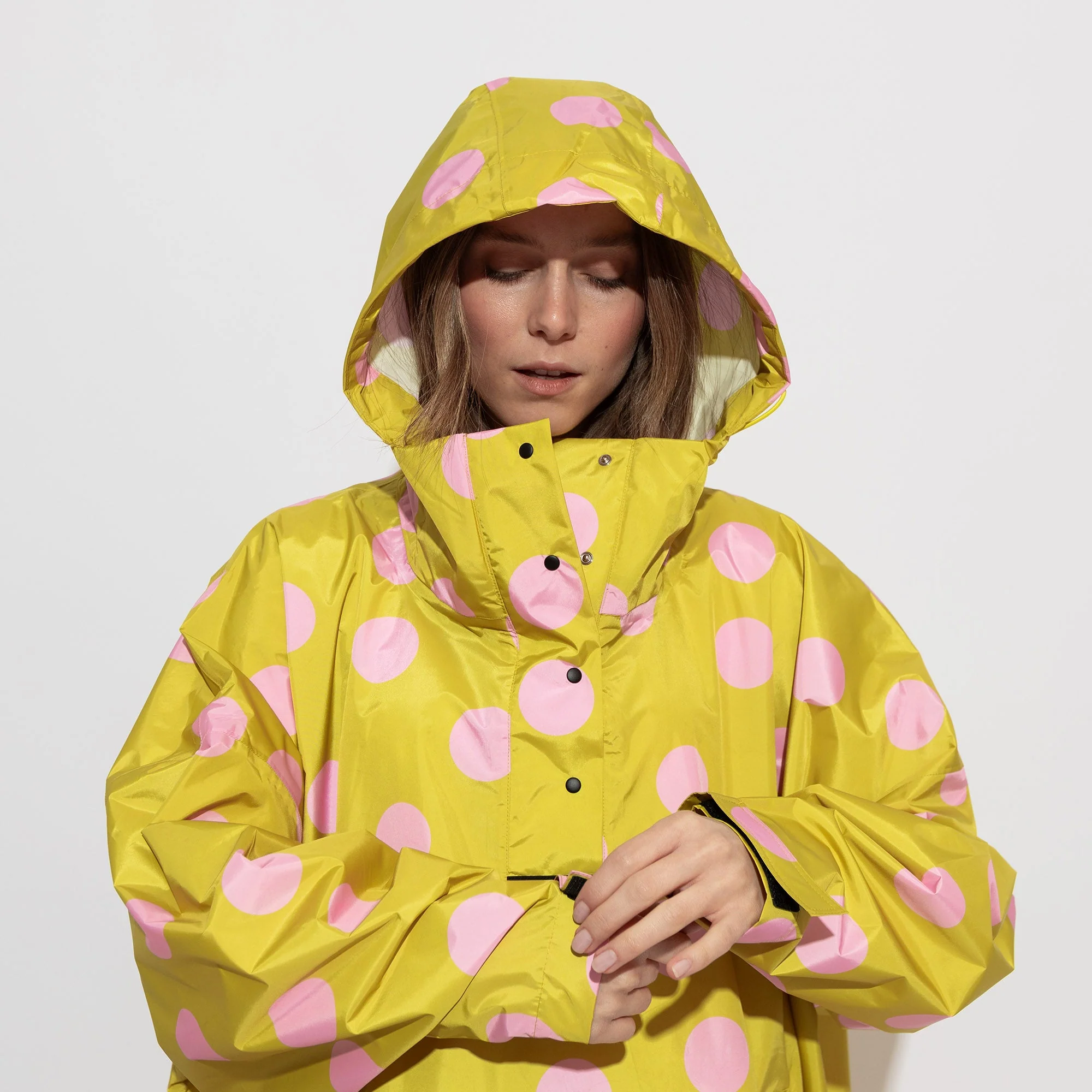 Raincoat dots citrus/rosé - Image 8