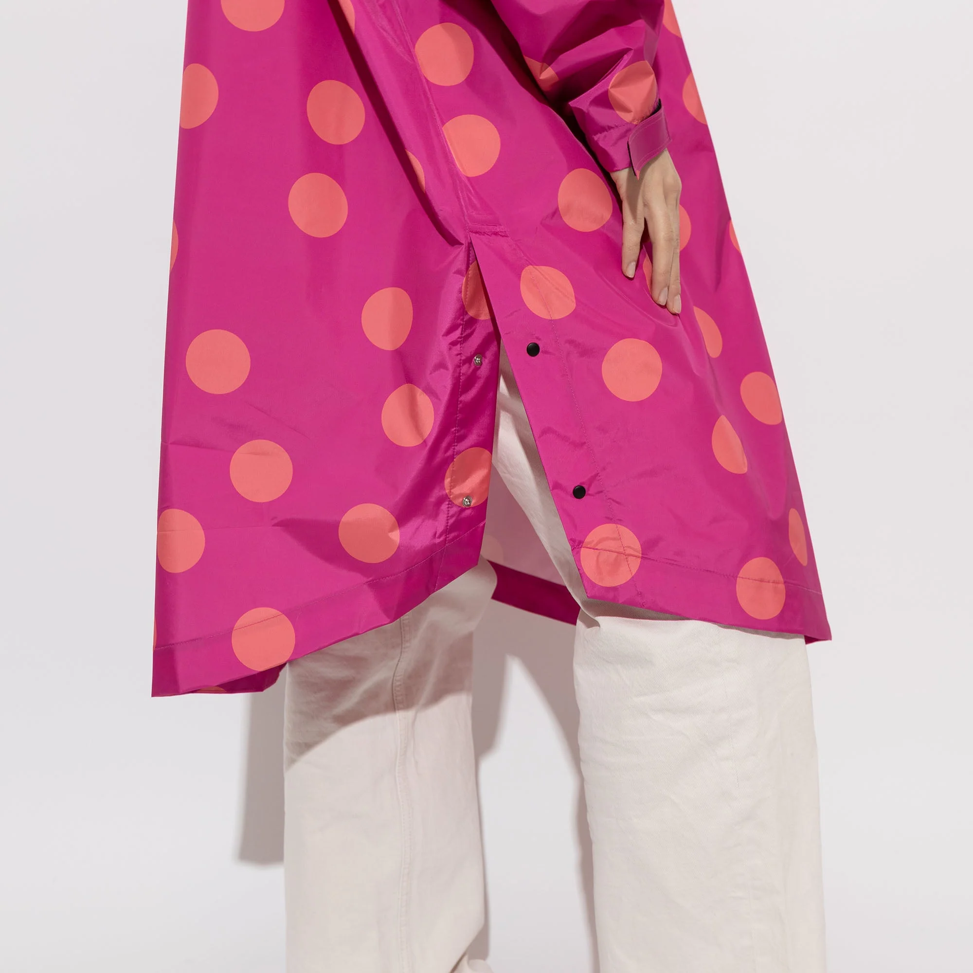 Raincoat dots magenta/peach - Image 12