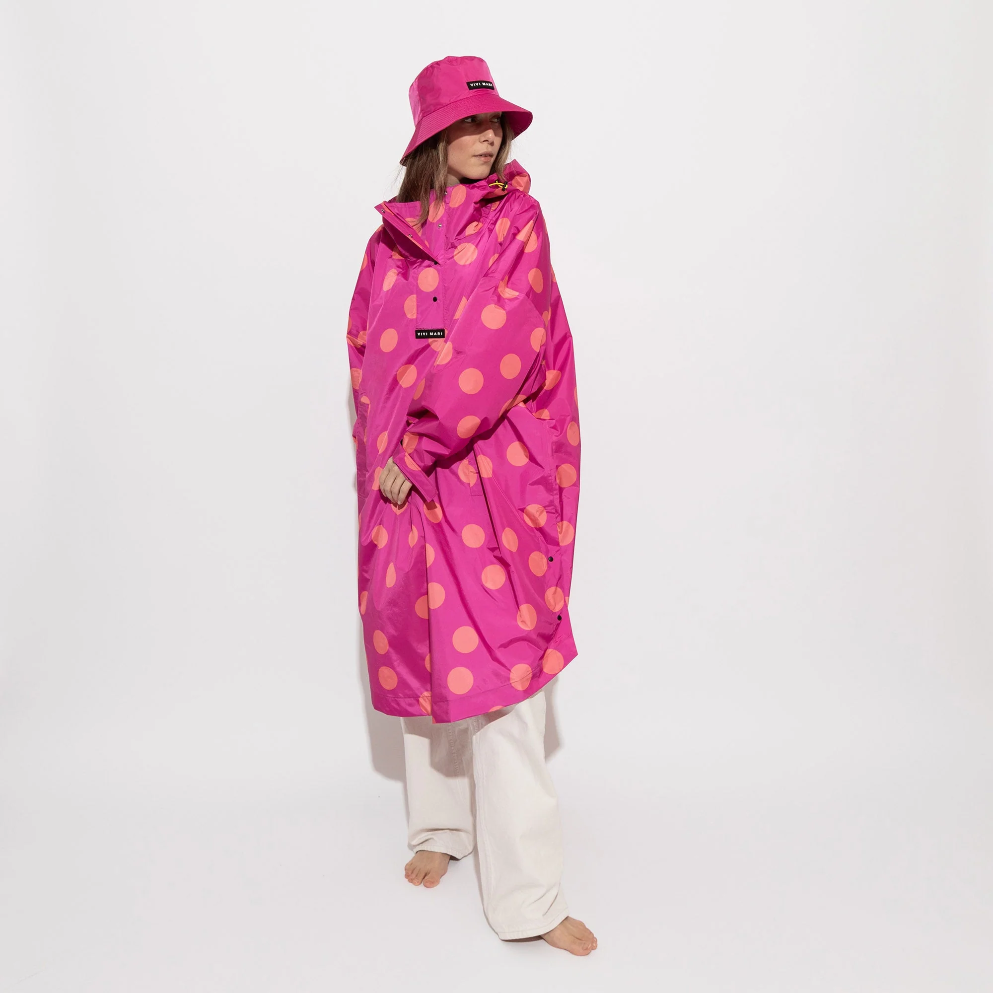 Raincoat dots magenta/peach - Image 13
