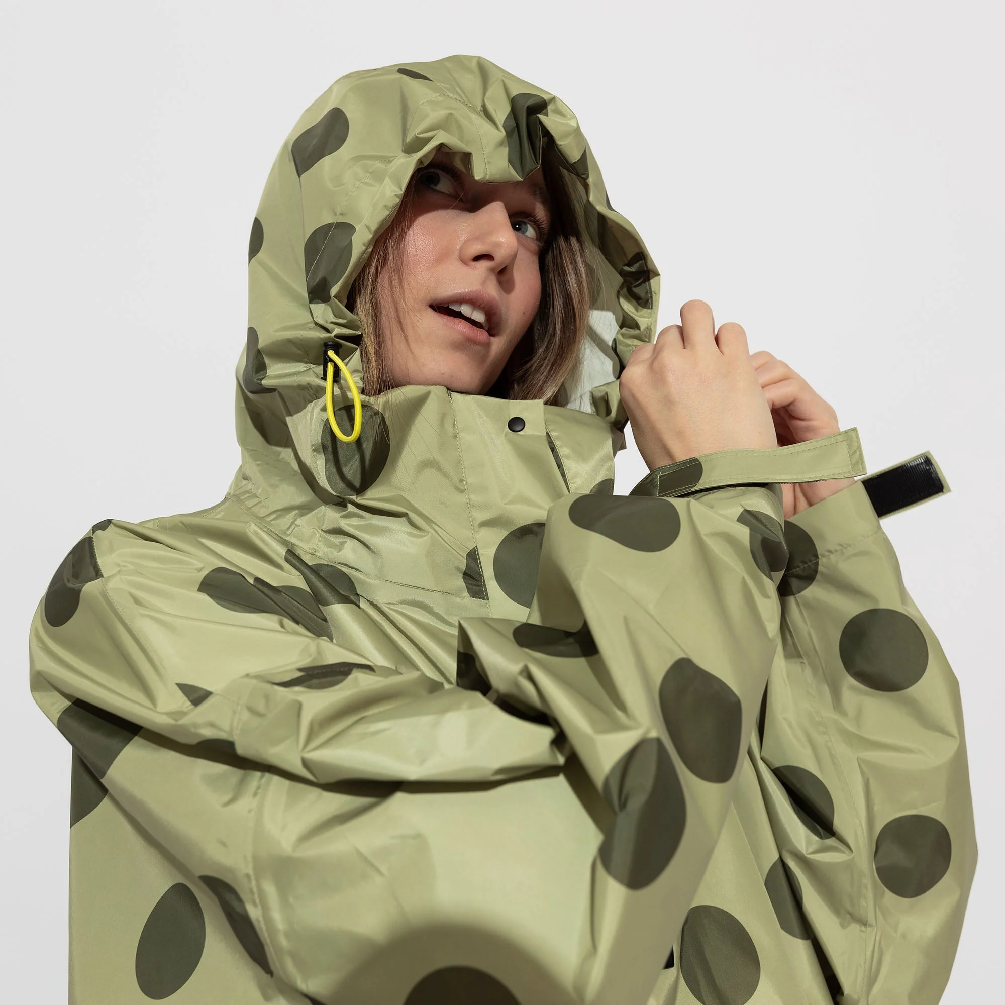 Raincoat dots pale olive/olive - Image 4