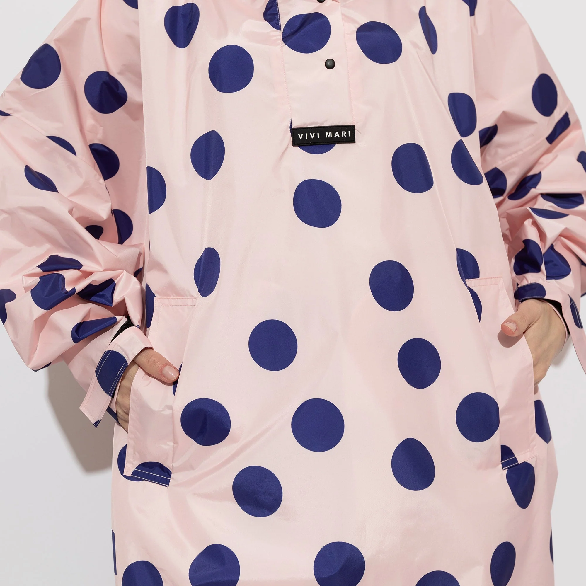 Raincoat dots powder/blue - Image 15