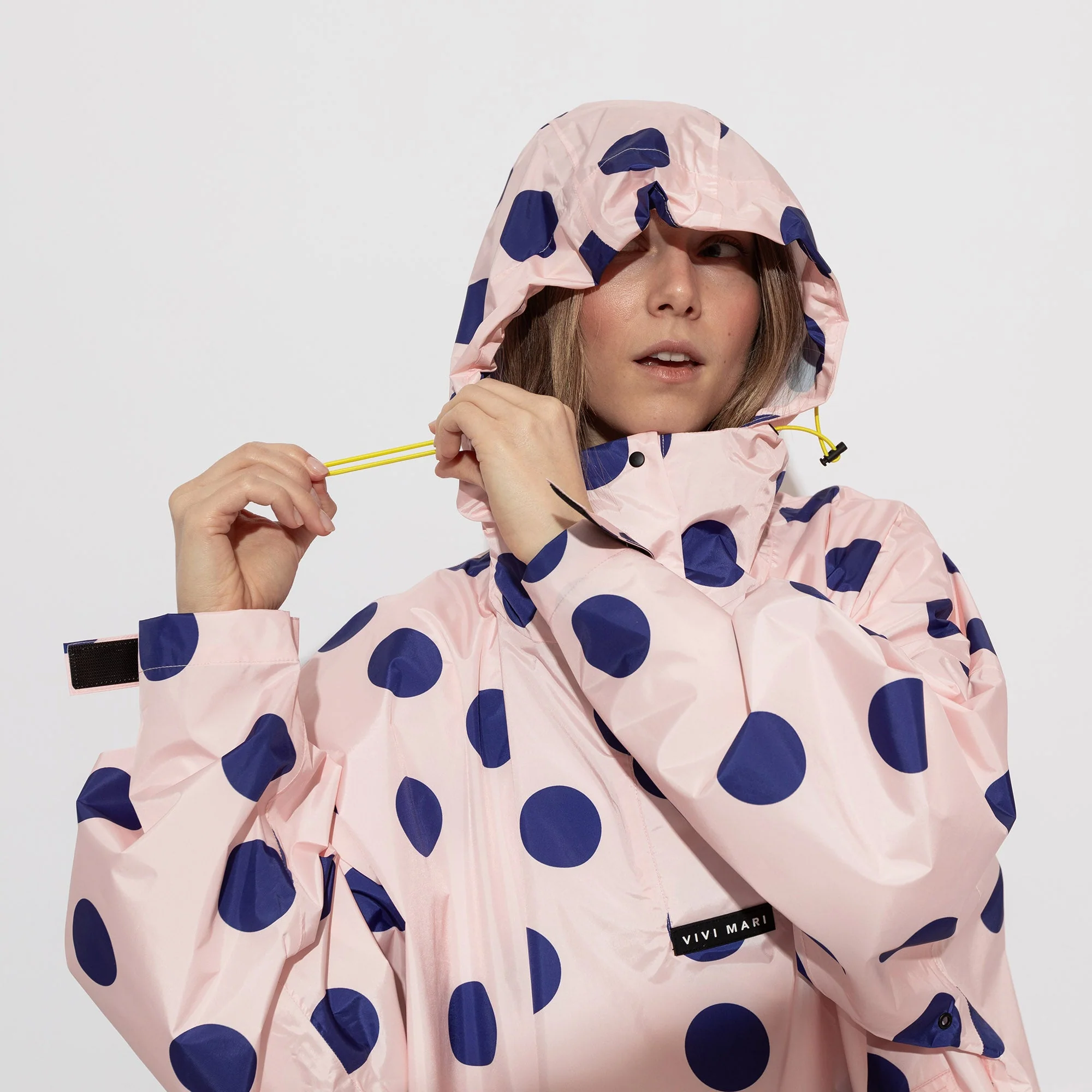 Raincoat dots powder/blue - Image 3
